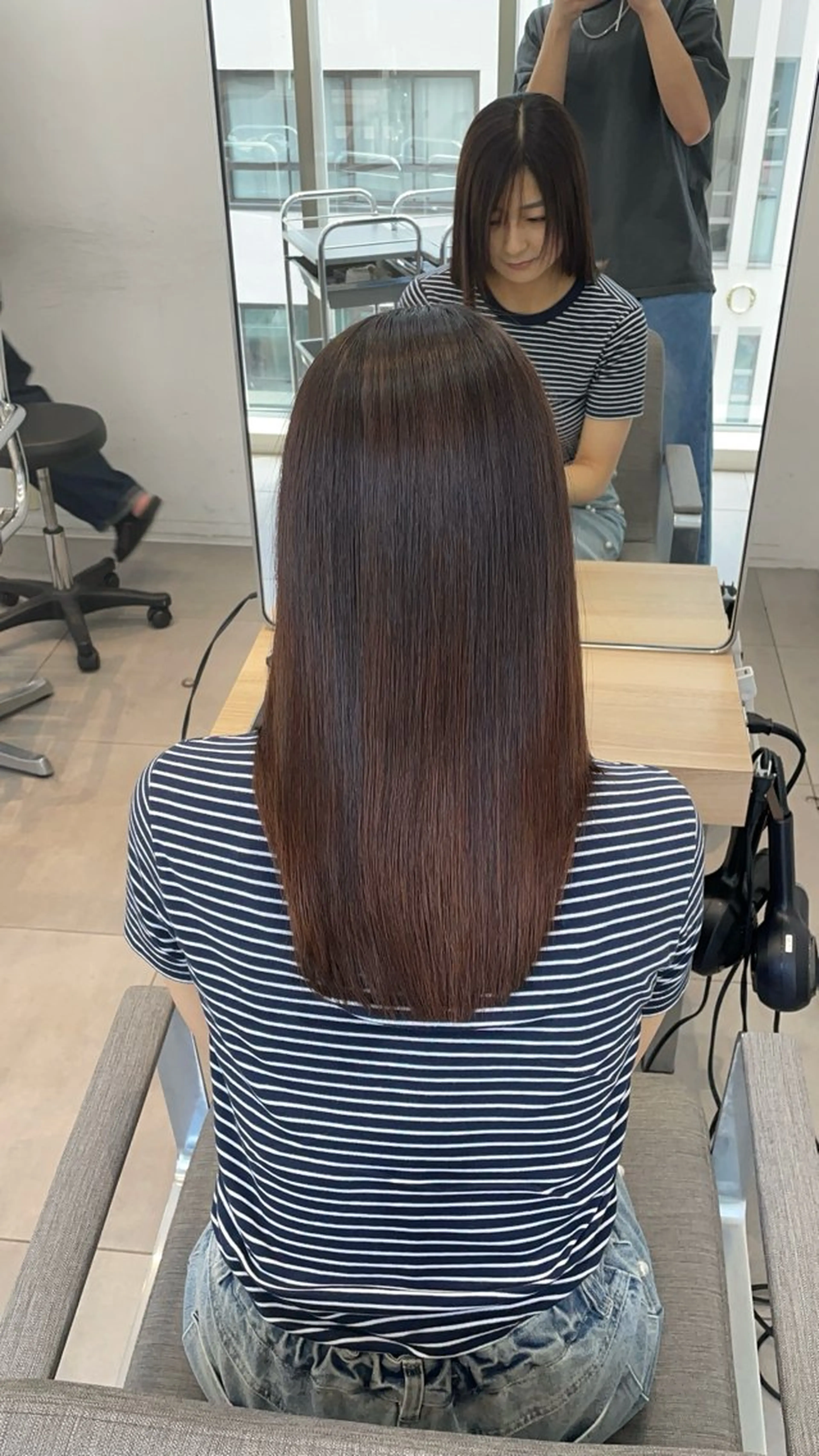 セミロング 縮毛矯正 カット 縮毛矯正 トリートメント ヘッドスパ ✨髪質改善✨美髪 矯正🫧小泉のヘアスタイル