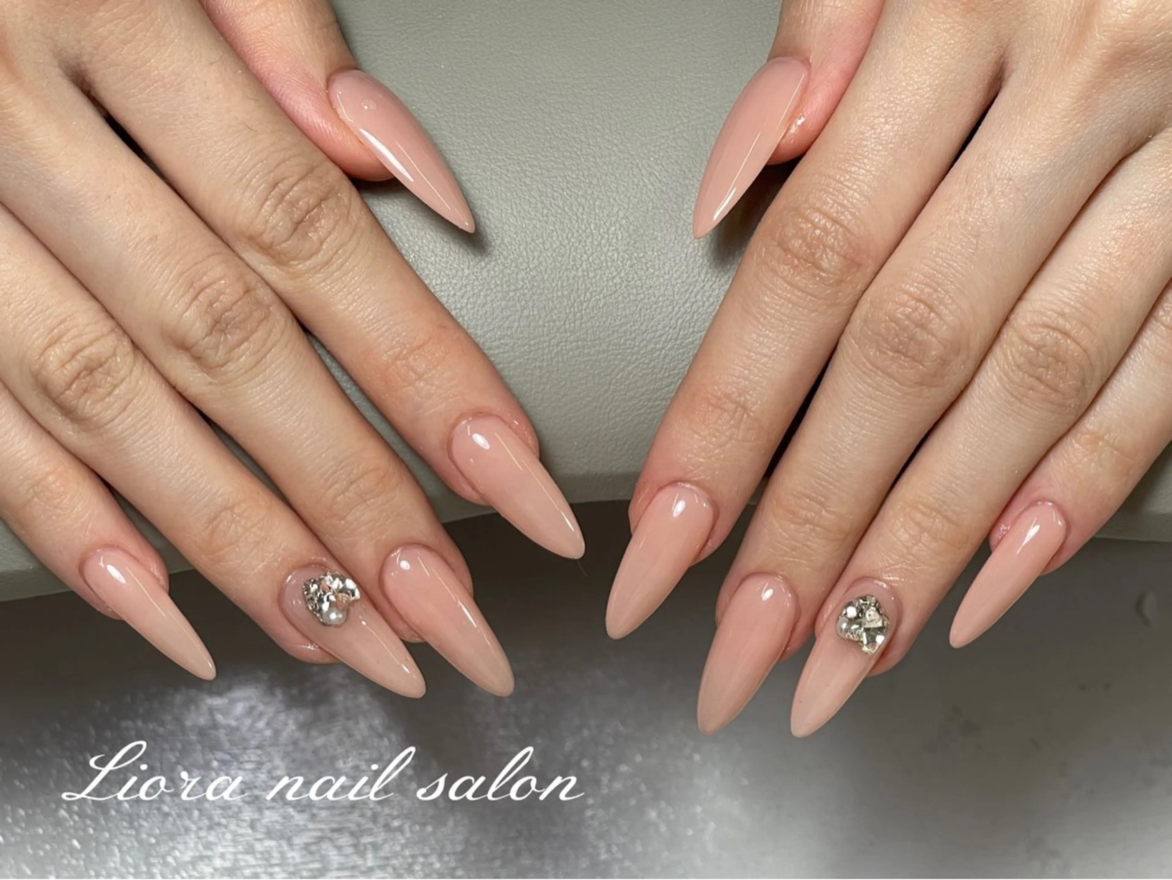 ネイル チークネイル フットネイル フレンチネイル ジェルネイル ガーリー ハンドネイル Liora nail スカルプ専門店のネイルデザイン