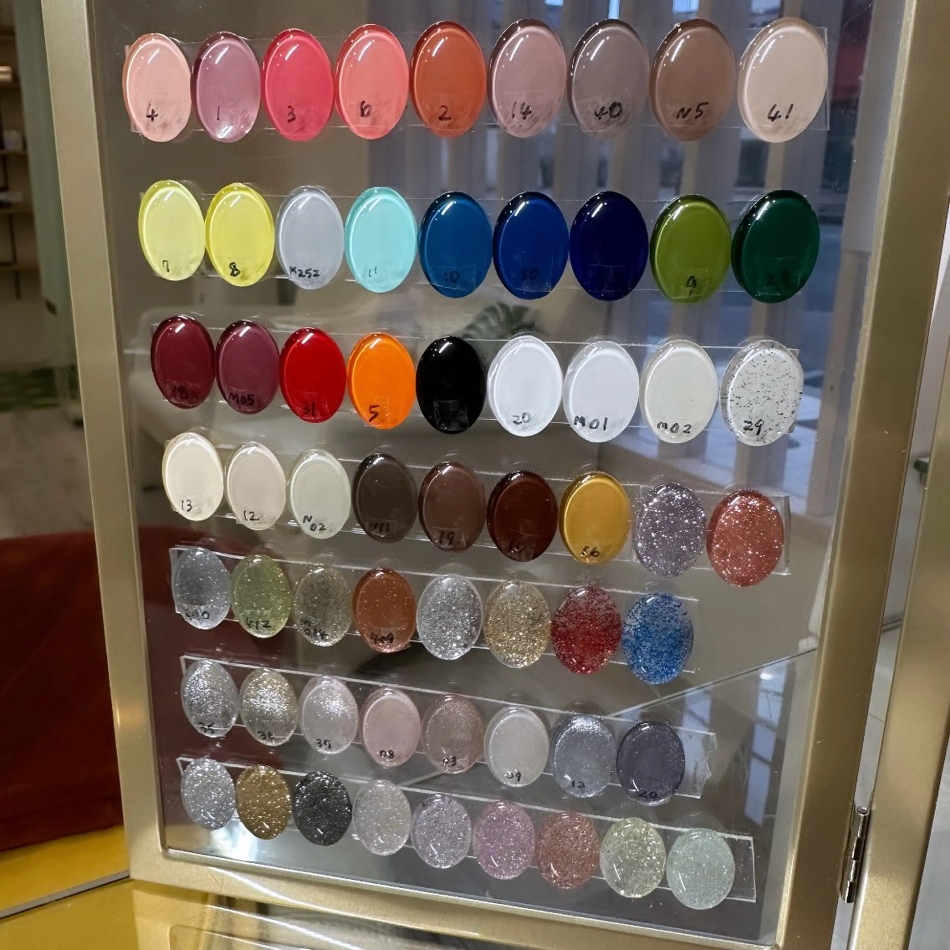 ネイル フラッシュネイル ラメ(グリッター) マグネットネイル Laula🤍 ayakaのネイルデザイン