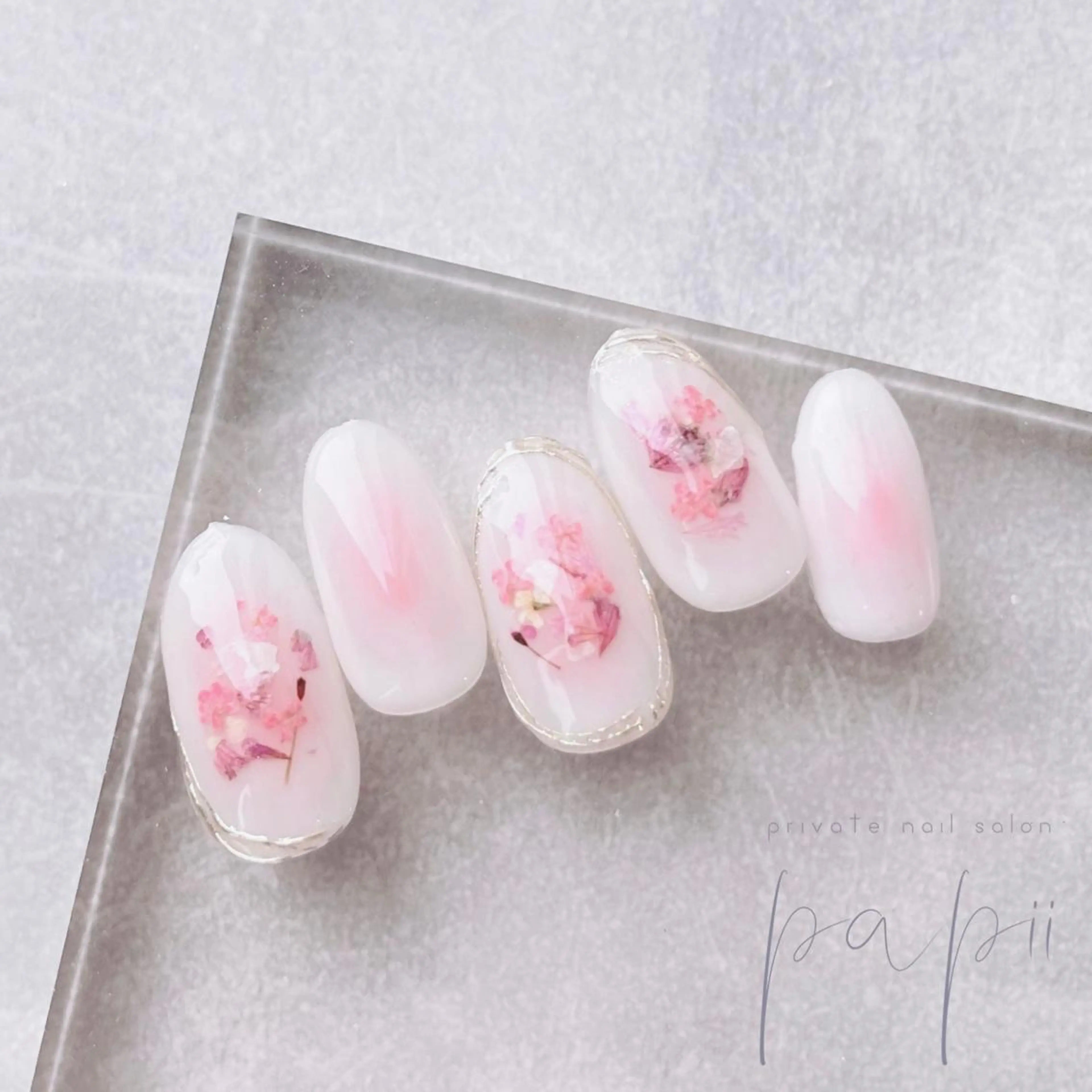 ネイル チークネイル フラワーネイル ハンドネイル private nail salon papii所属・papii☆ kurodaのネイルデザイン