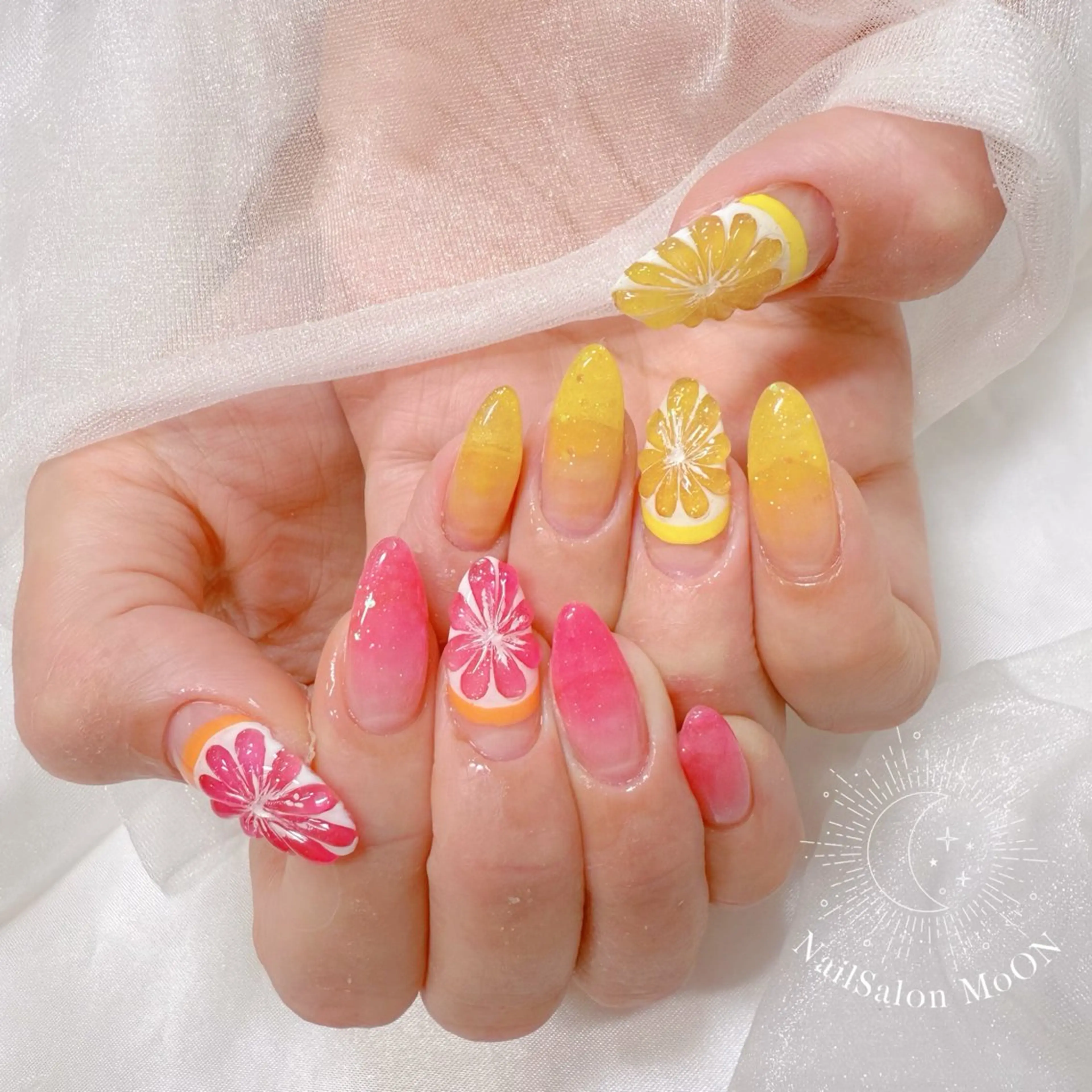 ネイル ハンドネイル ハンドケア MoON...❤︎ MeGuのネイルデザイン