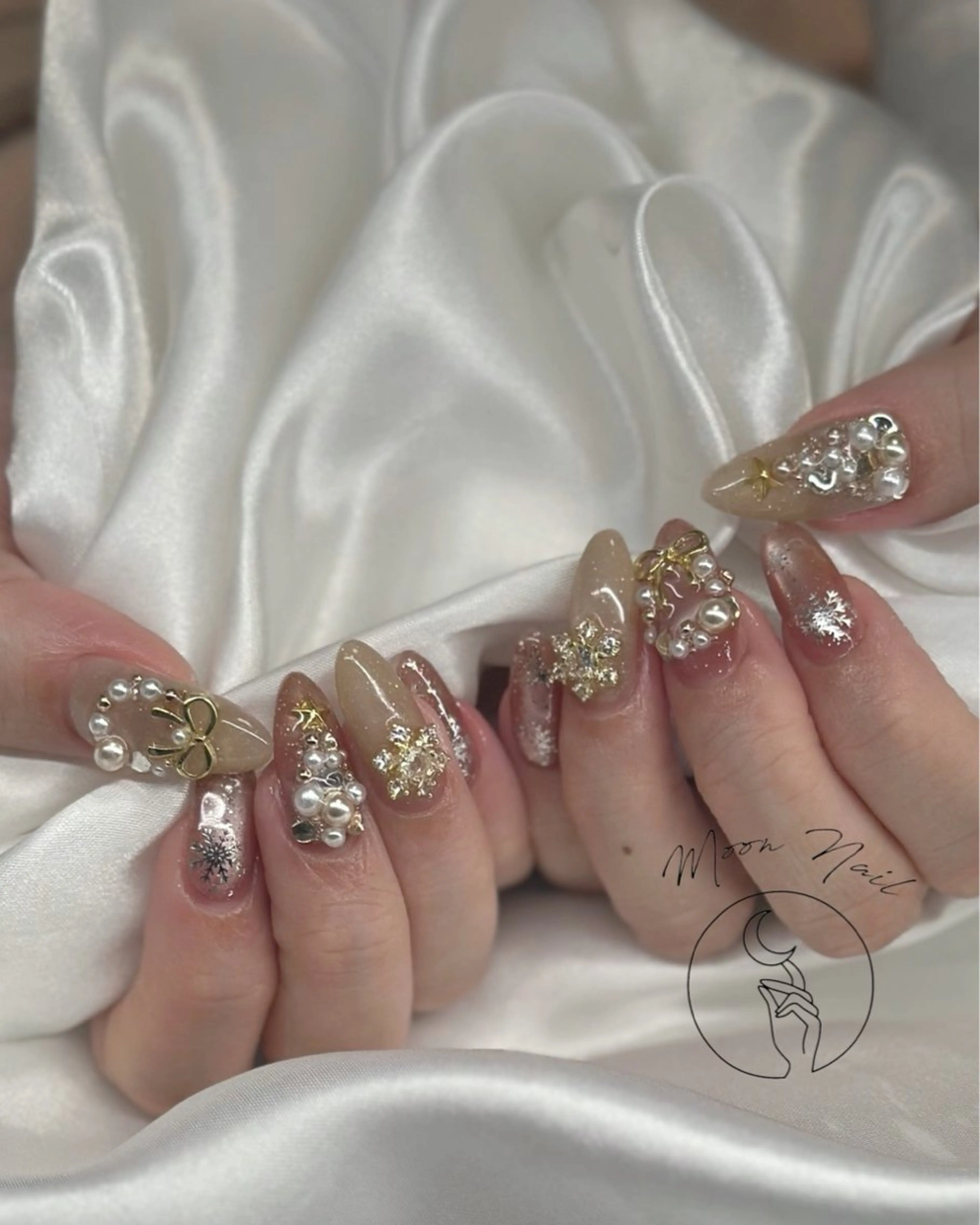 ネイル Moon  Nail /栄　大須のネイルデザイン