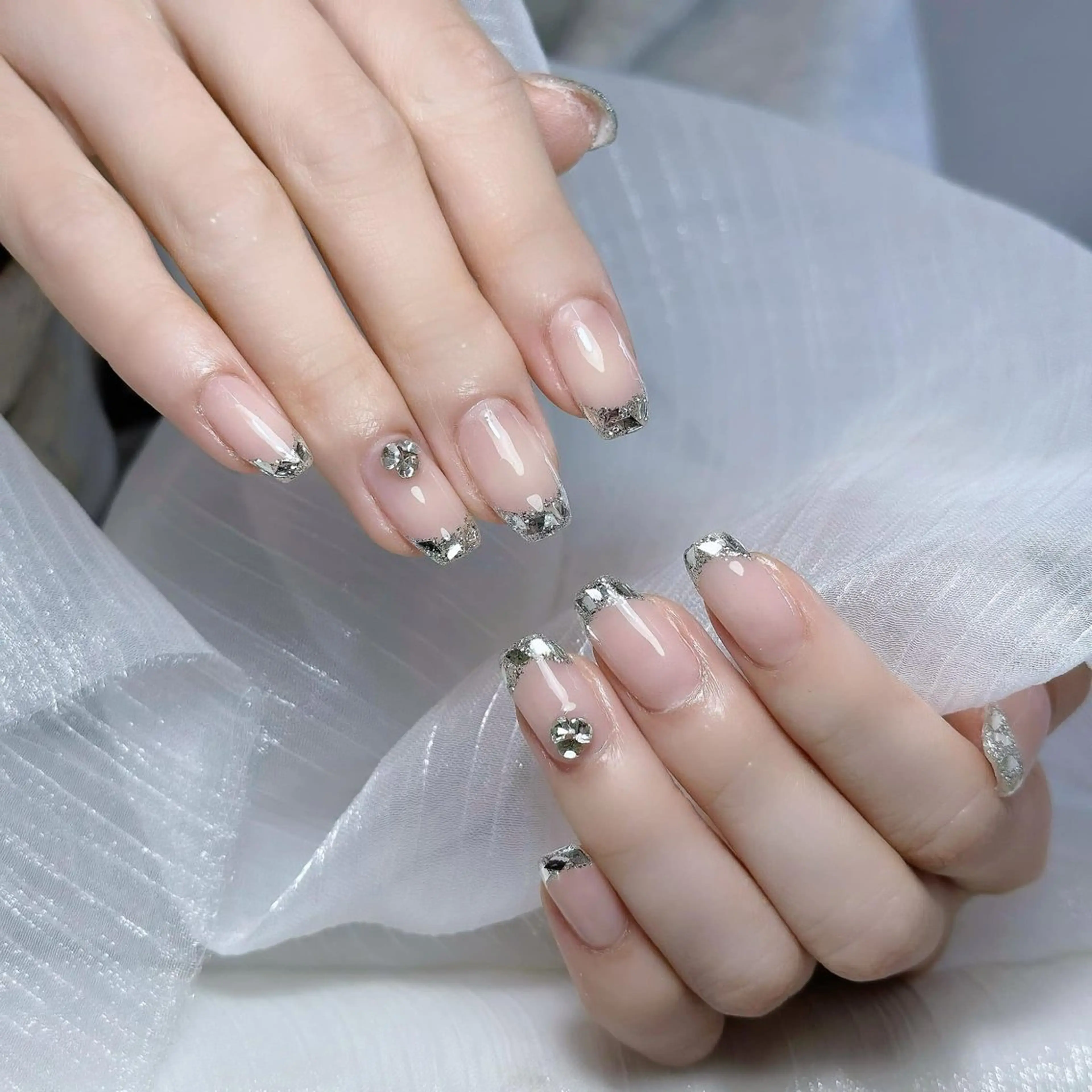 カラー ハンドネイル RUBY NAIL SPAのネイルデザイン