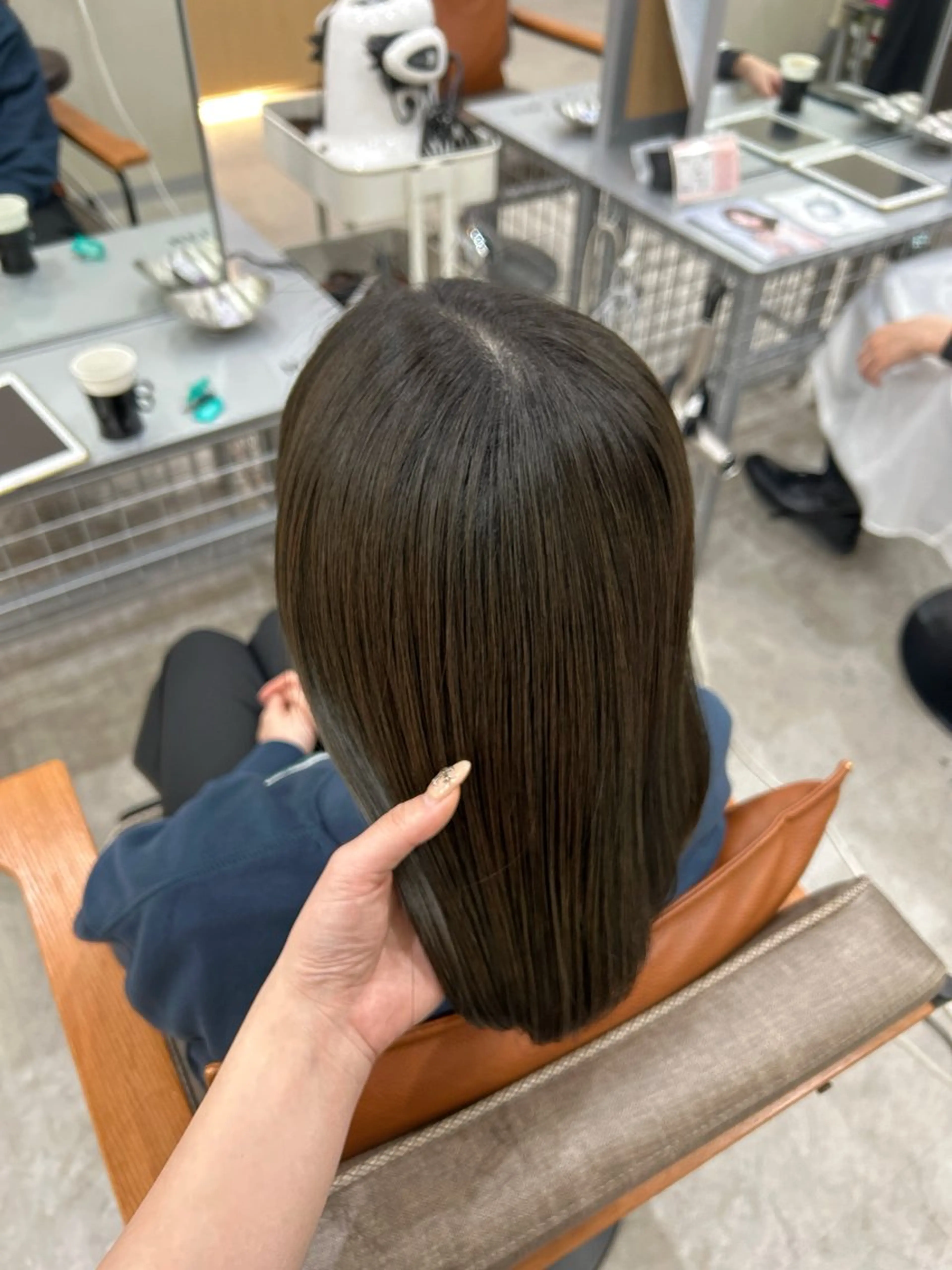 ミディアム カット ヘアカラー トリートメント MIDORI🌙 透明感/ベージュのヘアスタイル