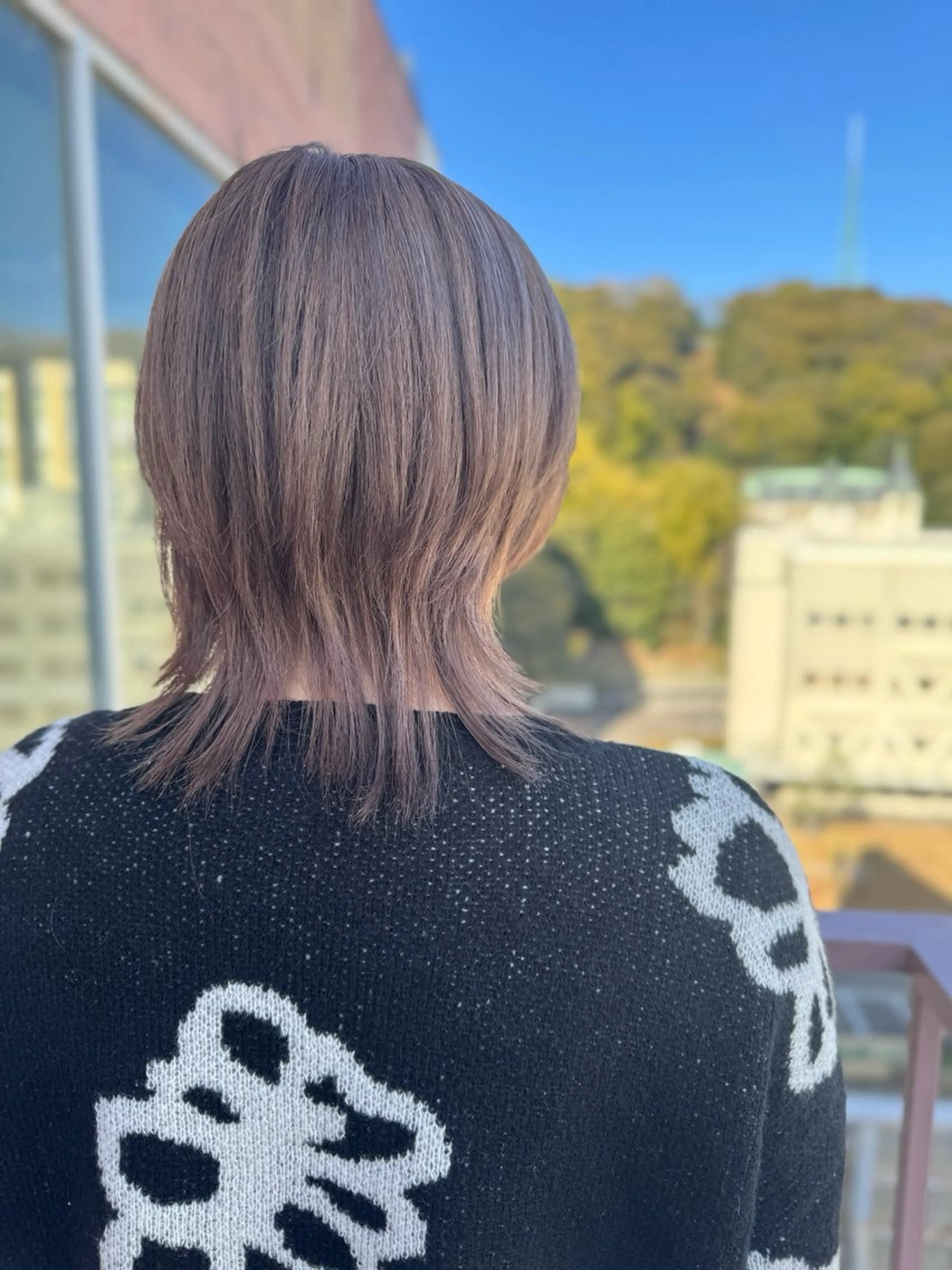 ミディアム カラー グレージュ ミルクティーグレージュ ヘアカラー Viage （ビアージュ）のヘアスタイル