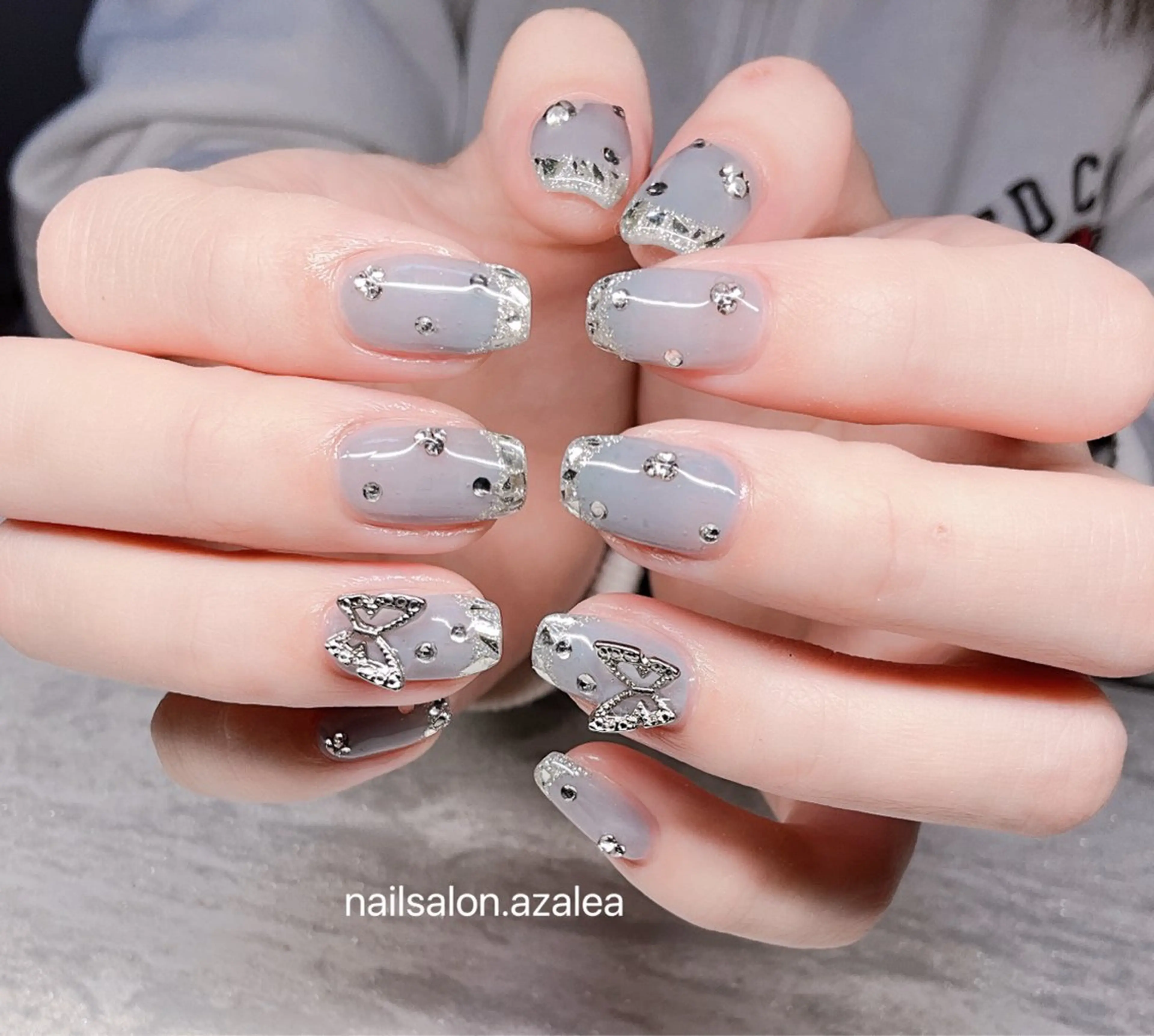 ネイル ハンドネイル R inのネイルデザイン