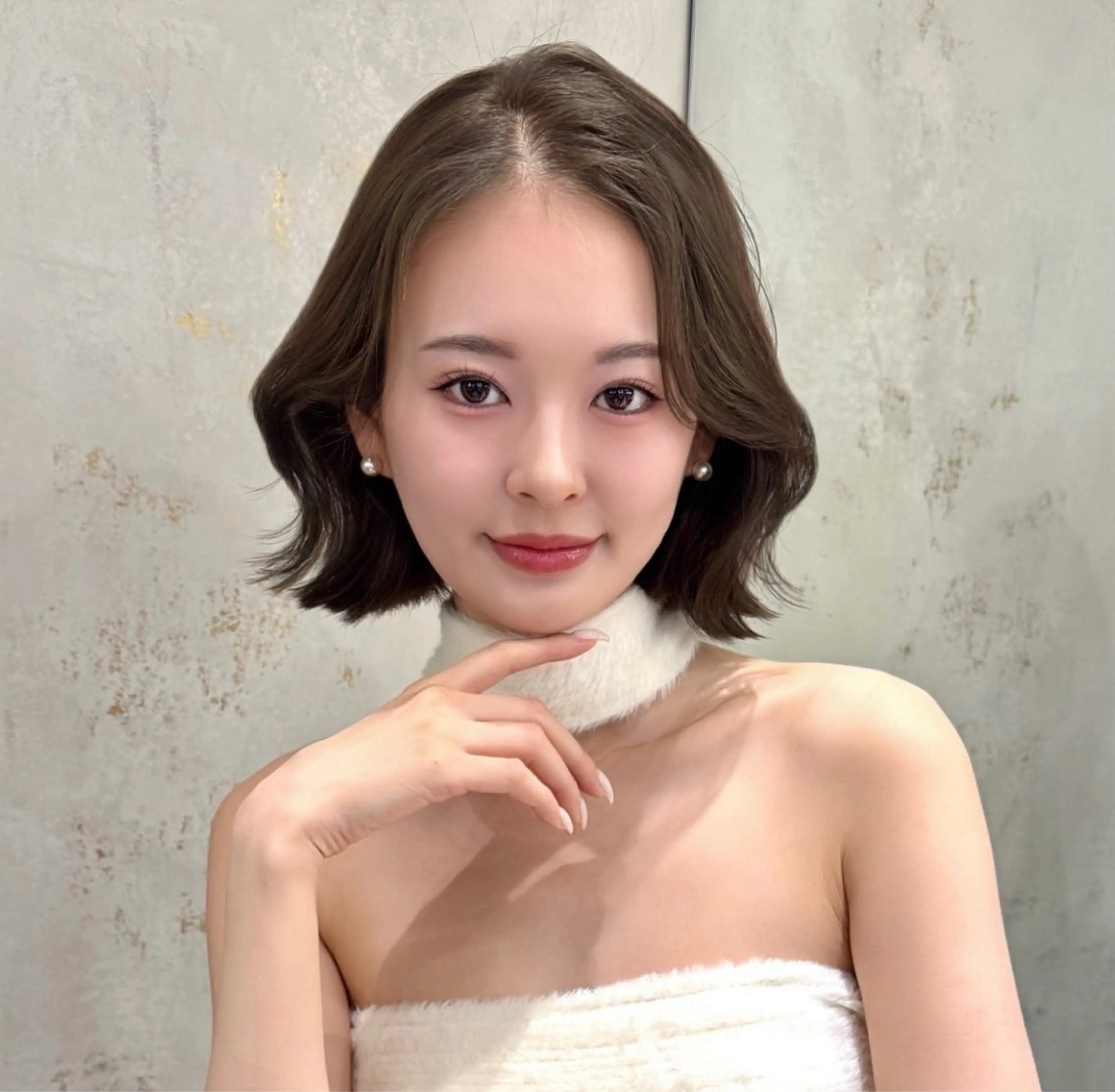 ショート カラー カット ヘアカラー トリートメント 莉乃/縮毛矯正/髪質 改善/艶カラーのヘアスタイル