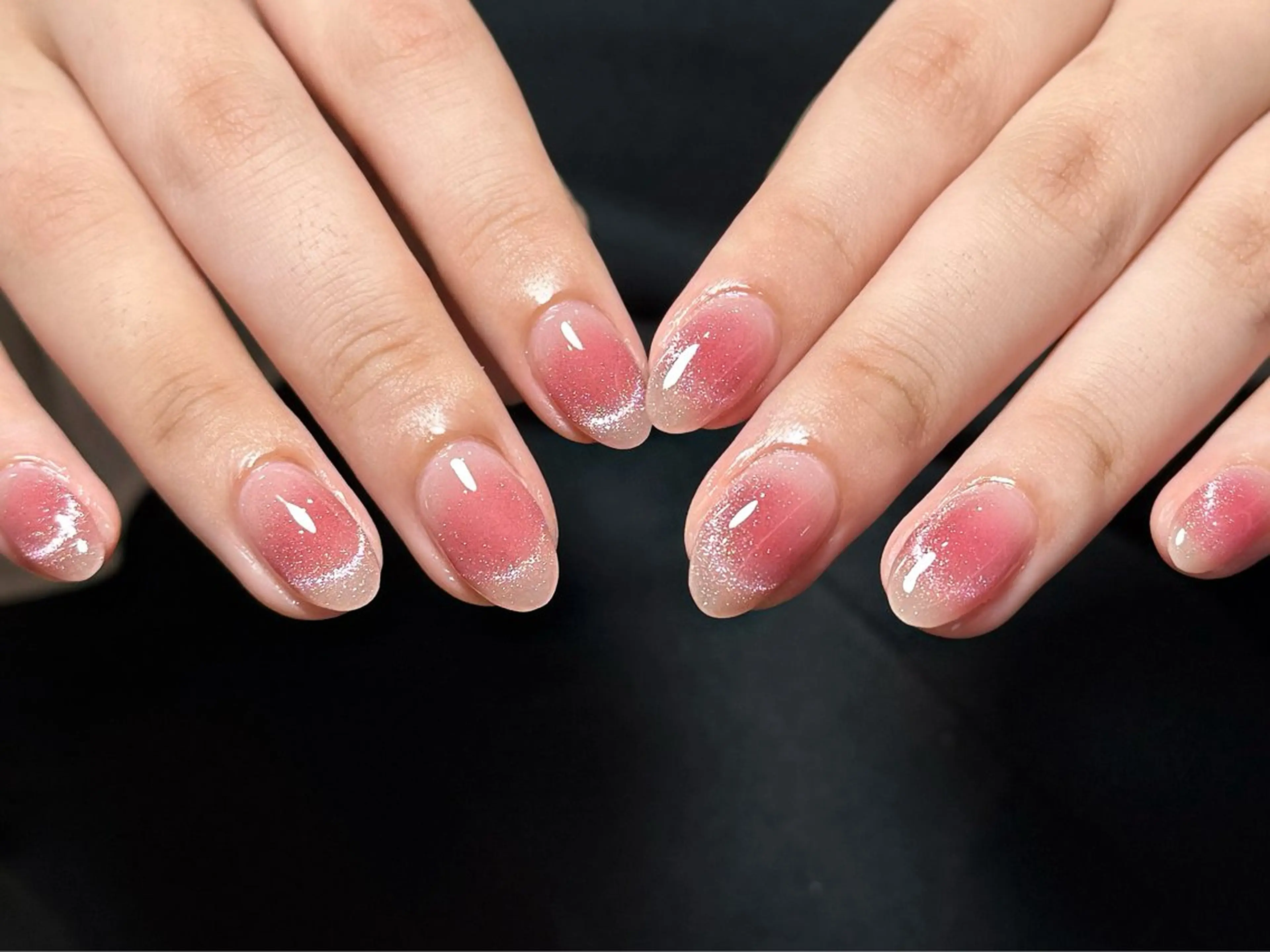 ネイル オーロラネイル 長さ出し フレンチネイル ジェルネイル ガラスフレンチ ハンドネイル Rela・S NAILのネイルデザイン