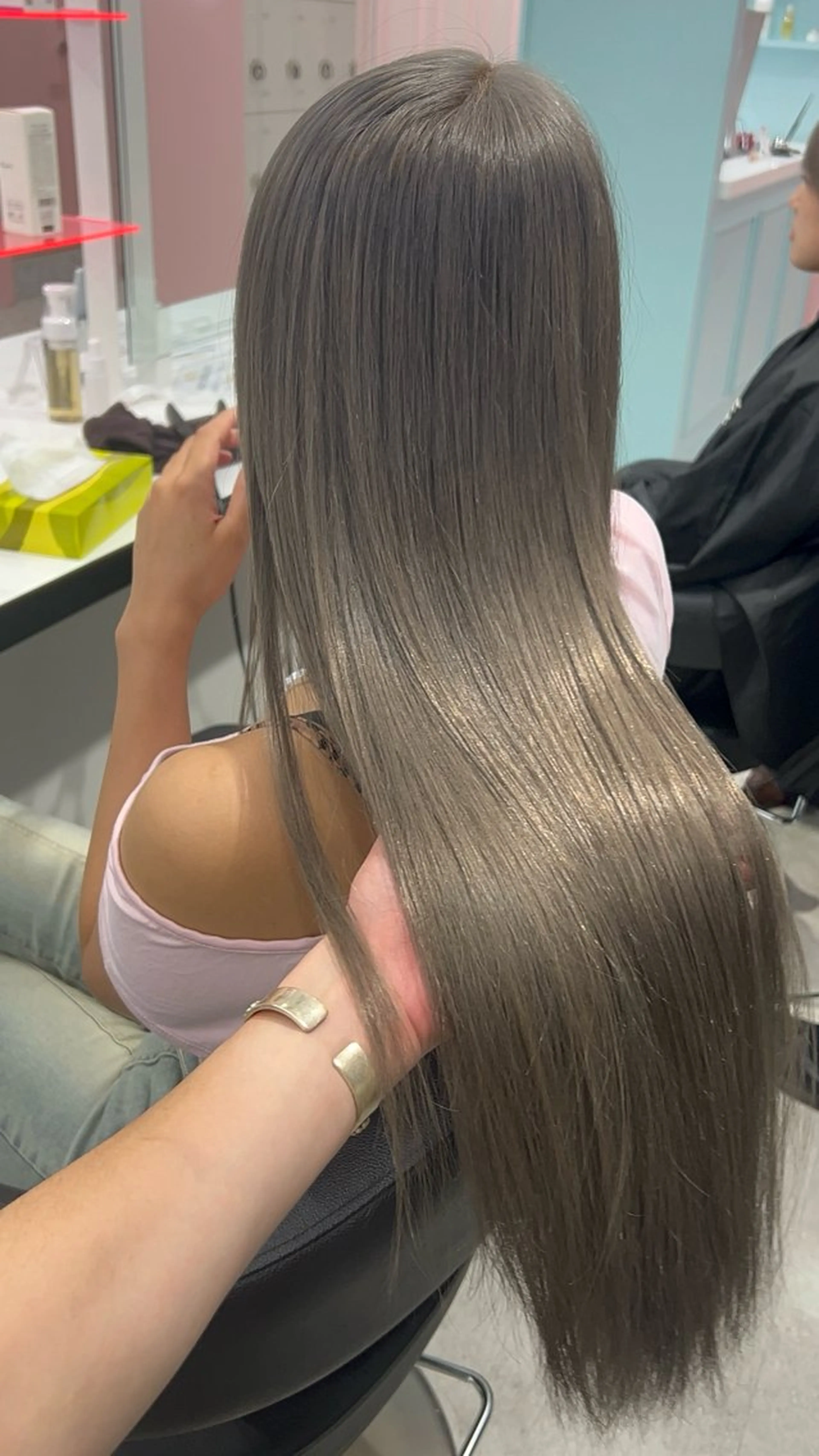 ロング カラー ヘアカラー 履歴修正屋さん／ ブロンド／ホワイトのヘアスタイル