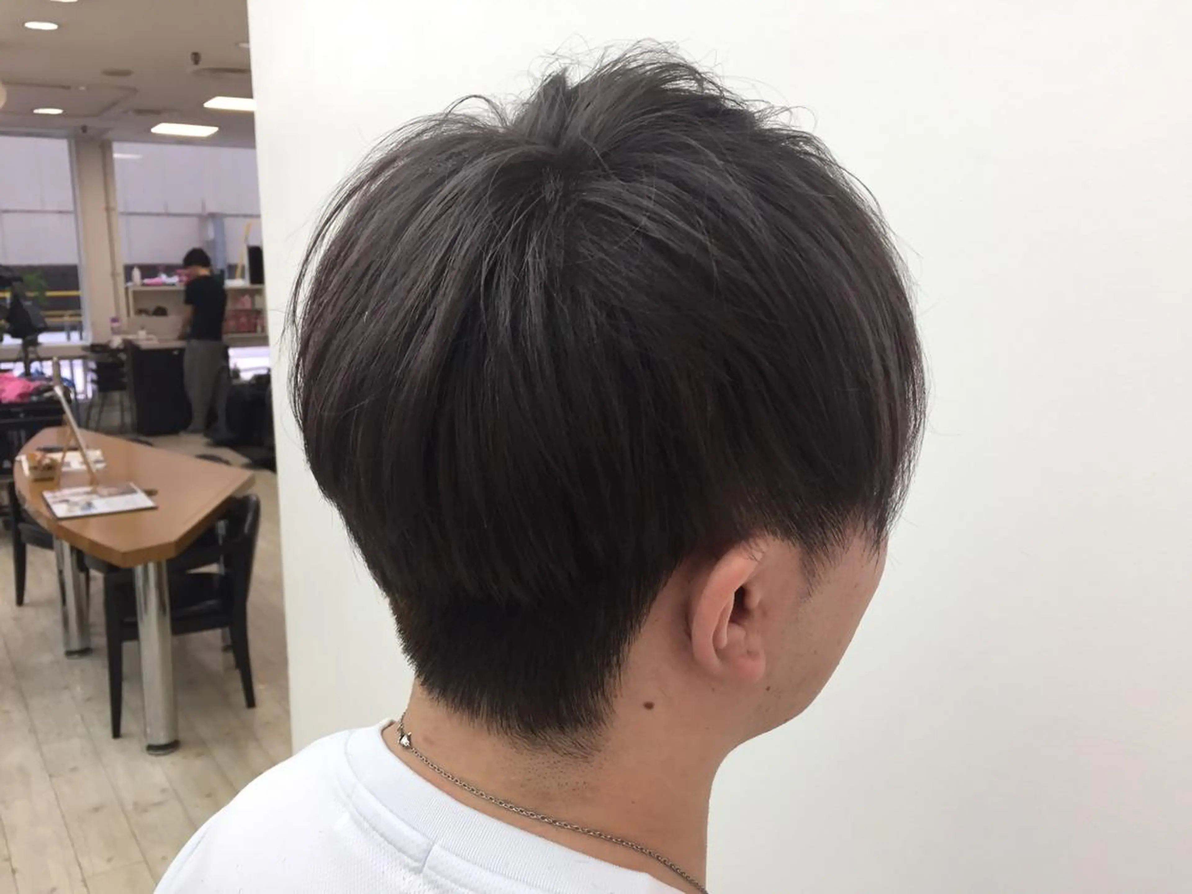 ショート カラー メンズ 外国人風カラー 難波/心斎橋/ボブ/ 髪質改善/ハイトーンのヘアスタイル