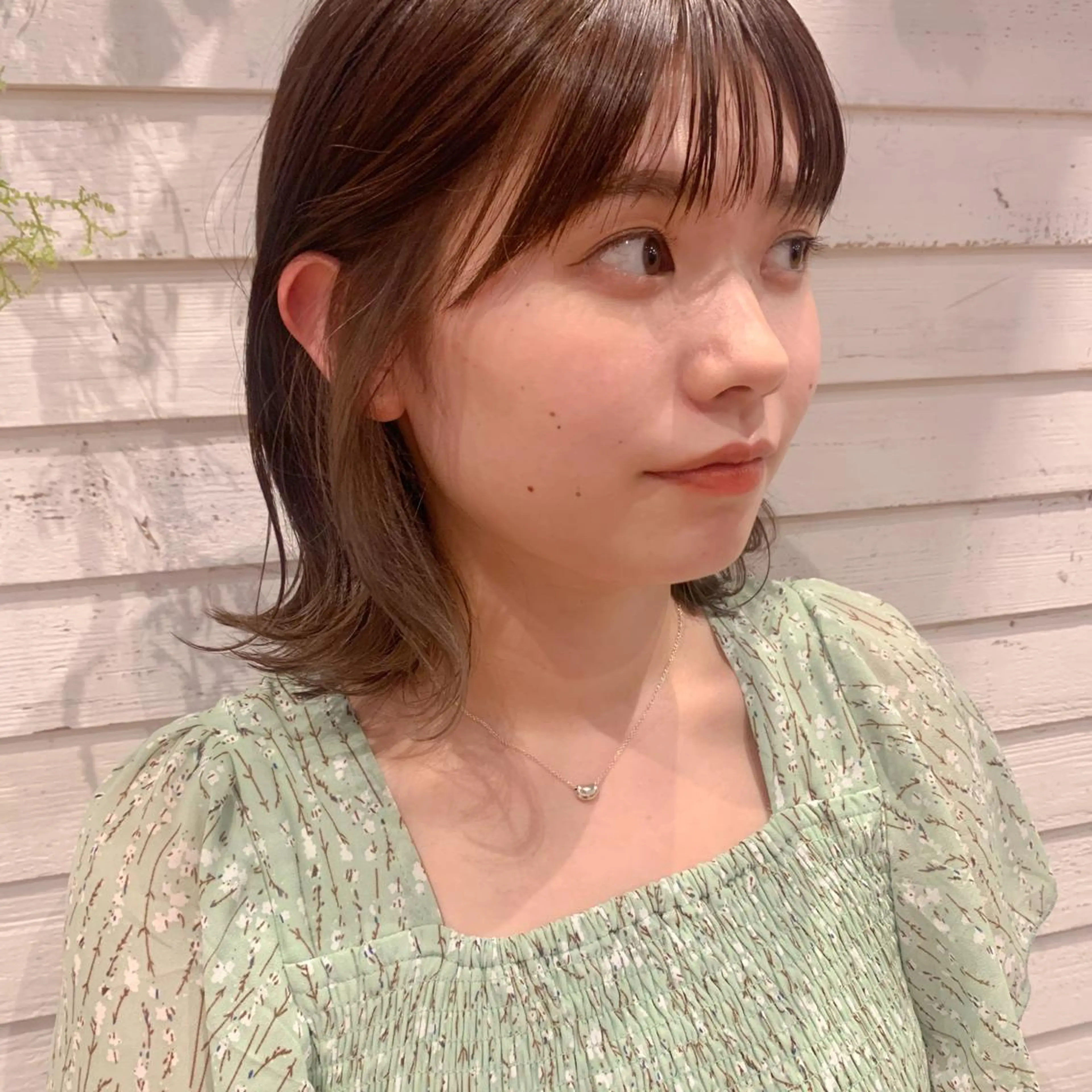 ミディアム カラー インナーカラー カット ヘアカラー トリートメント 🌱小顔ヘア/ボブ ミディアム/双葉🌱のヘアスタイル