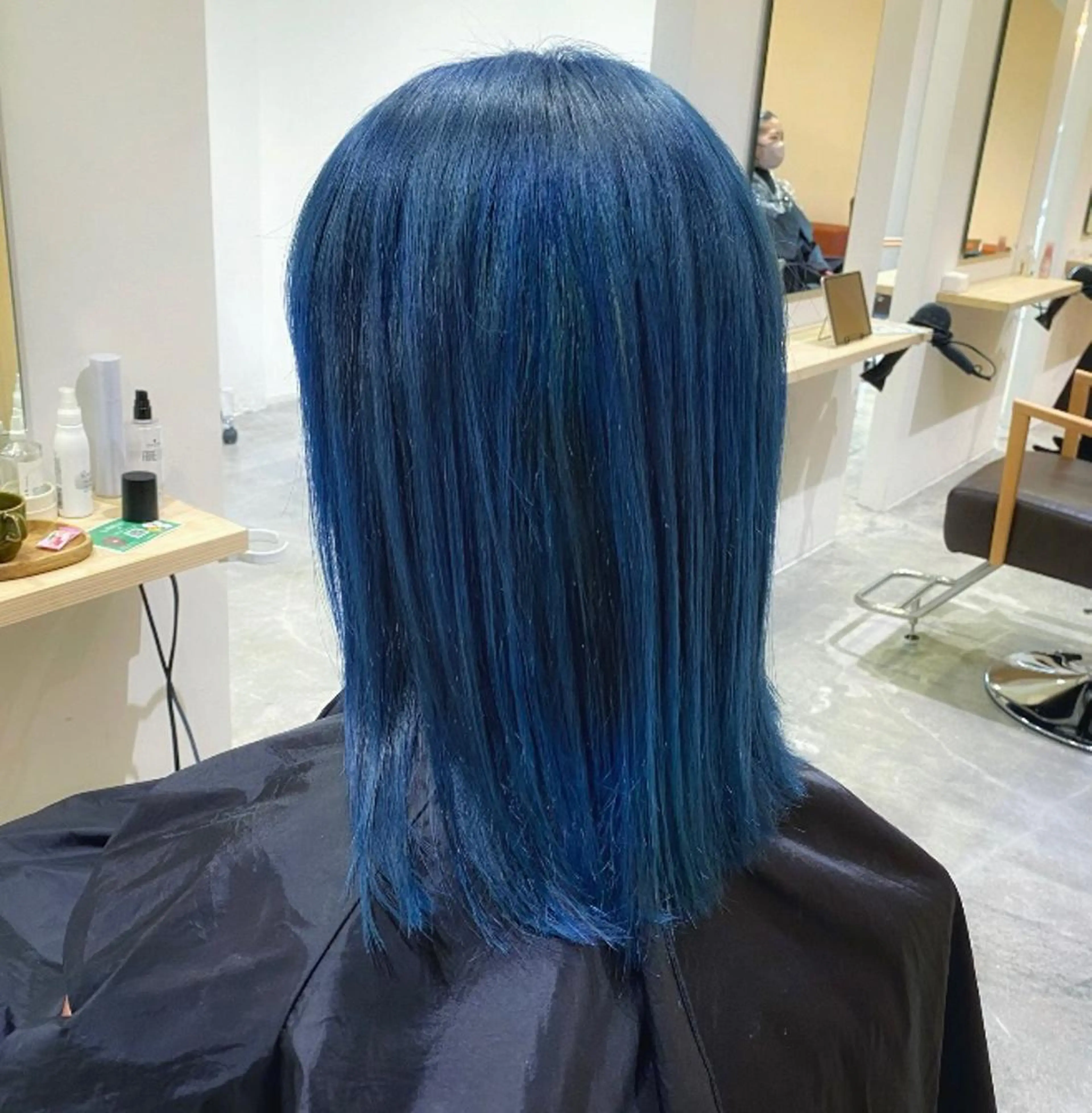 カラー バレイヤージュ ブリーチ ダブルカラー イヤリングカラー グラデーションカラー カット ヘアカラー トリートメント ブリーチなしWカラー /酸性ストレート河本のヘアスタイル