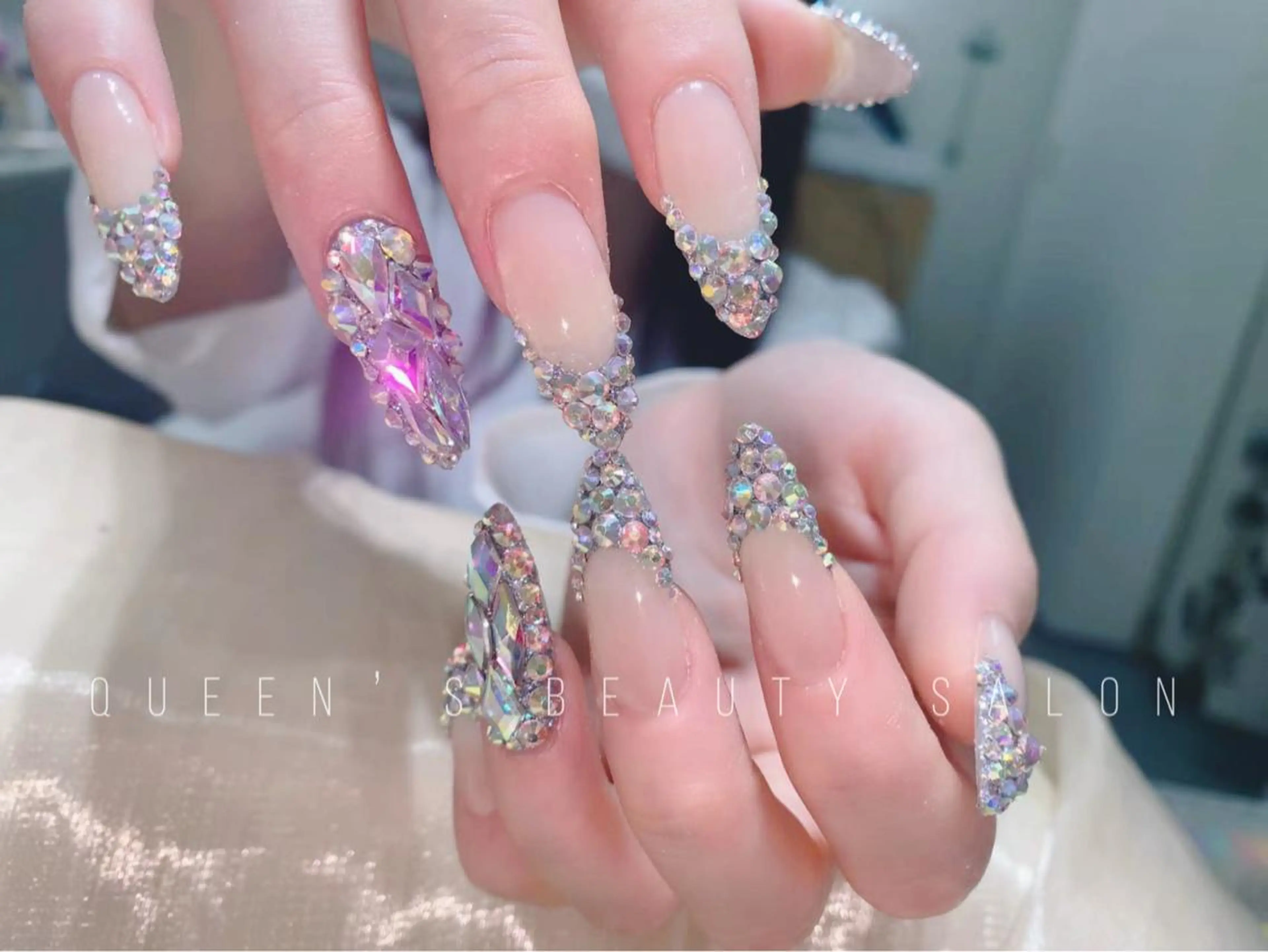 ネイル ハンドネイル Queen’s 歌舞伎町店のネイルデザイン