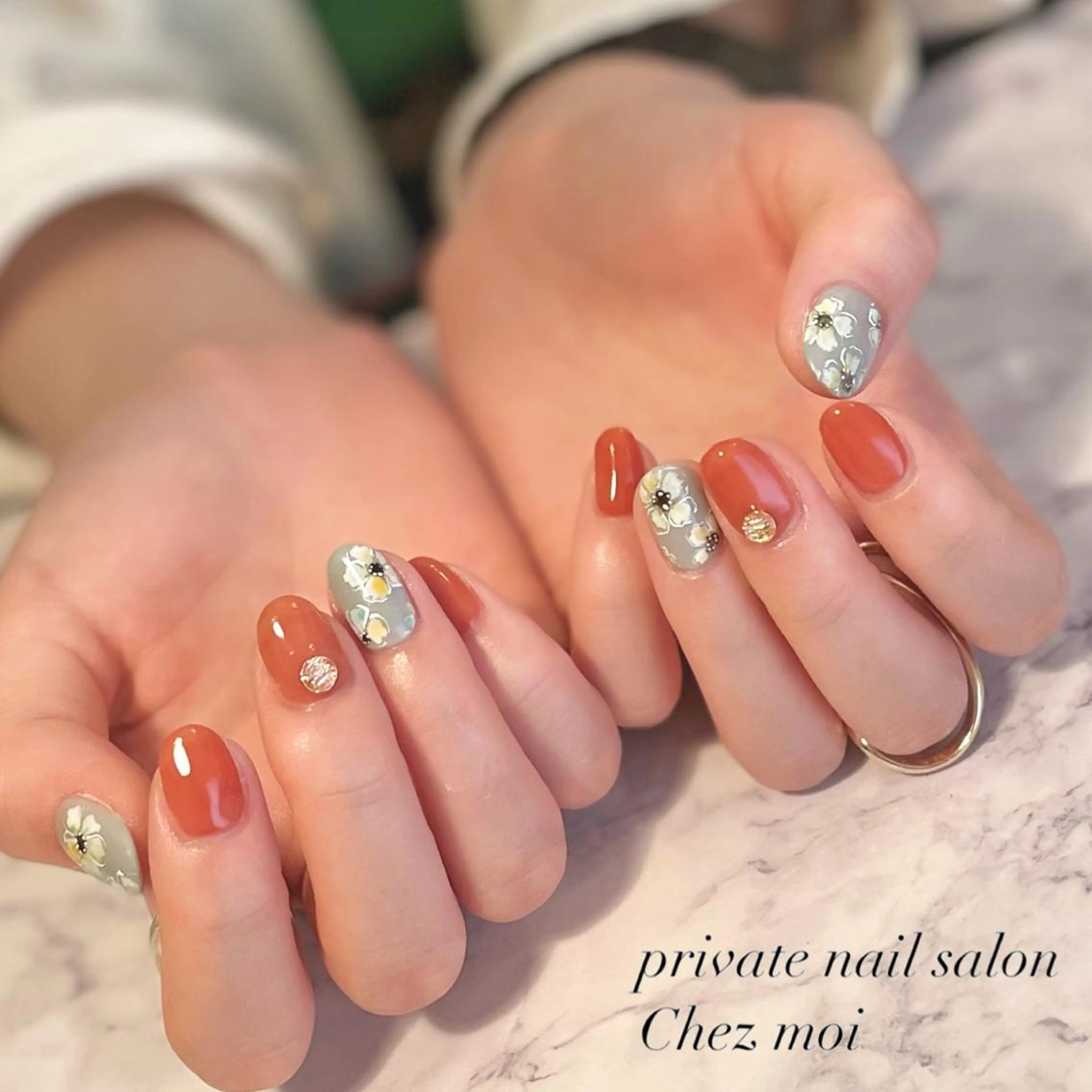 ネイル KOMINE TOMOKOのネイルデザイン