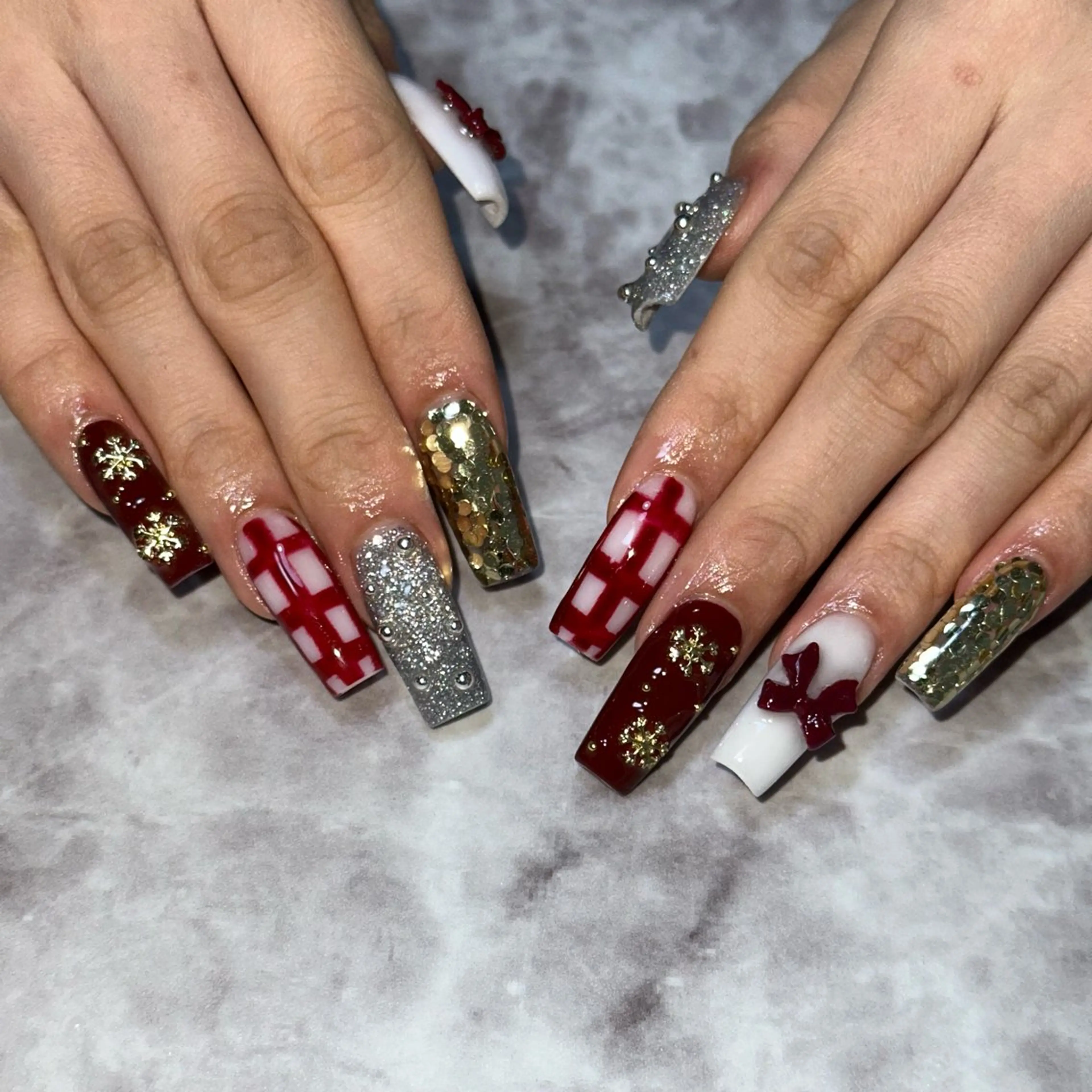 ロング BeautySalonKREI所属・KREI NORIKAのネイルデザイン