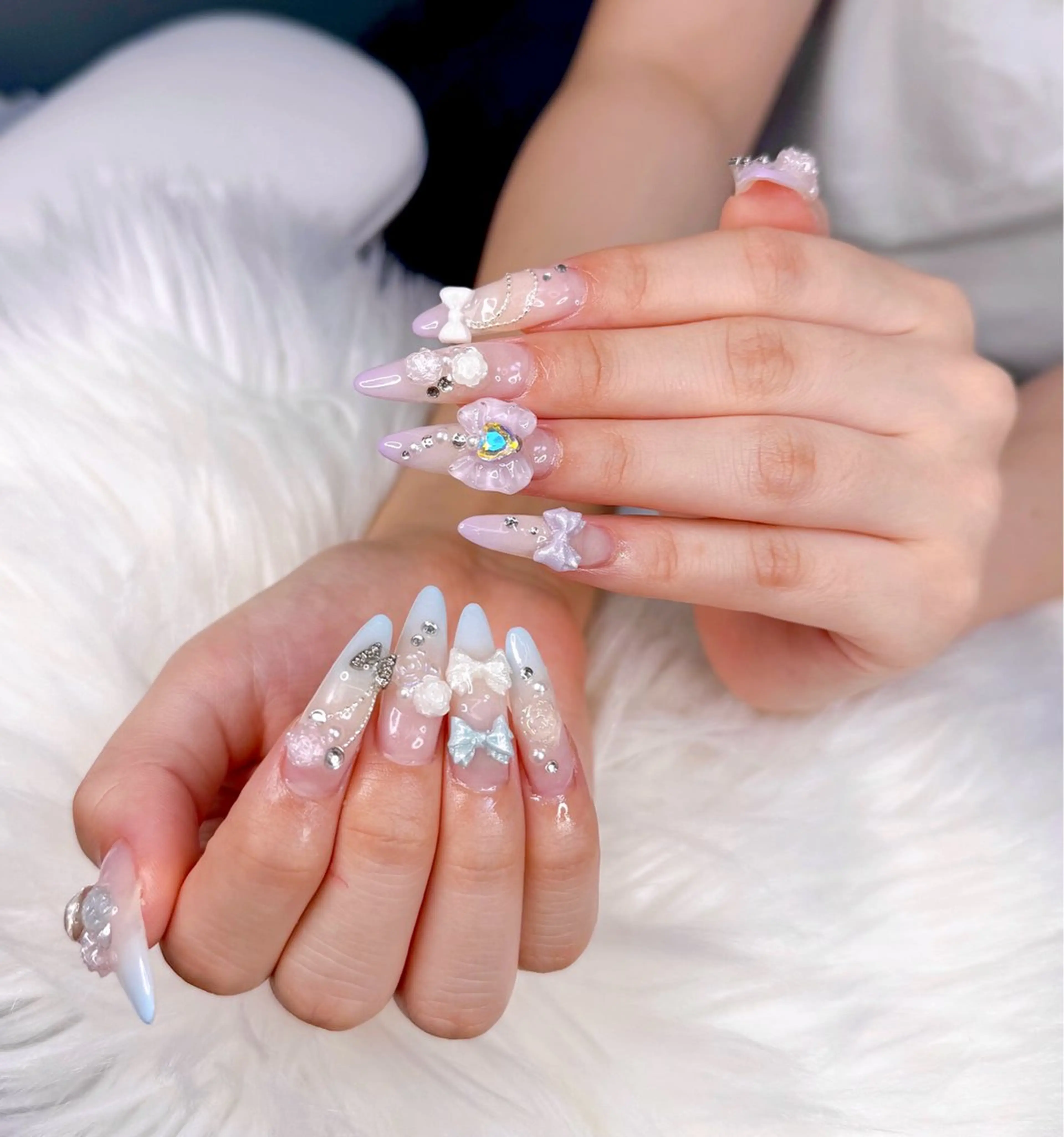 ネイル アートネイル オーロラネイル チークネイル 長さ出し フットネイル ハンドネイル happy nail所属・Happy Nailのネイルデザイン