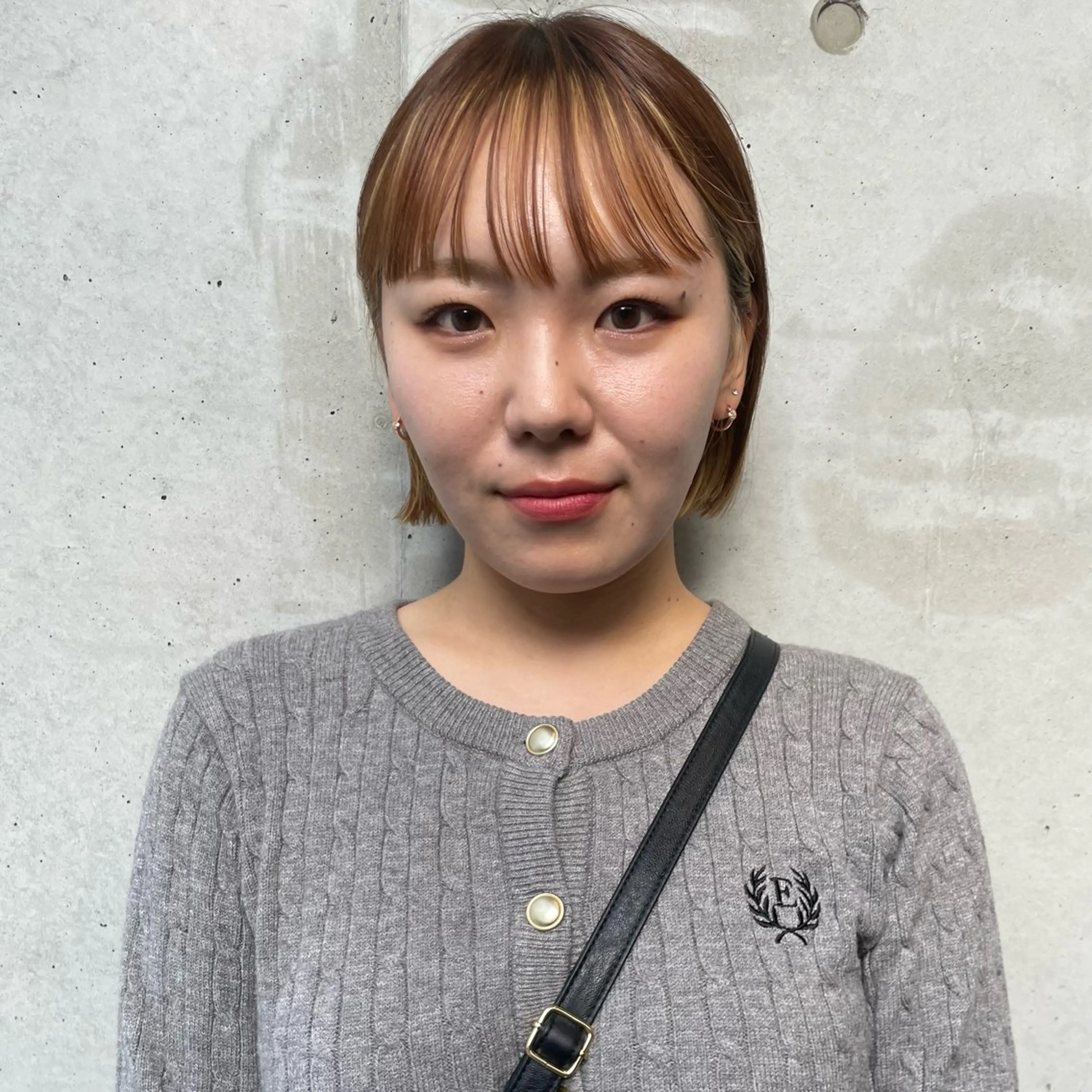 ショート カラー カット ヘアカラー ホリケ アオイのヘアスタイル