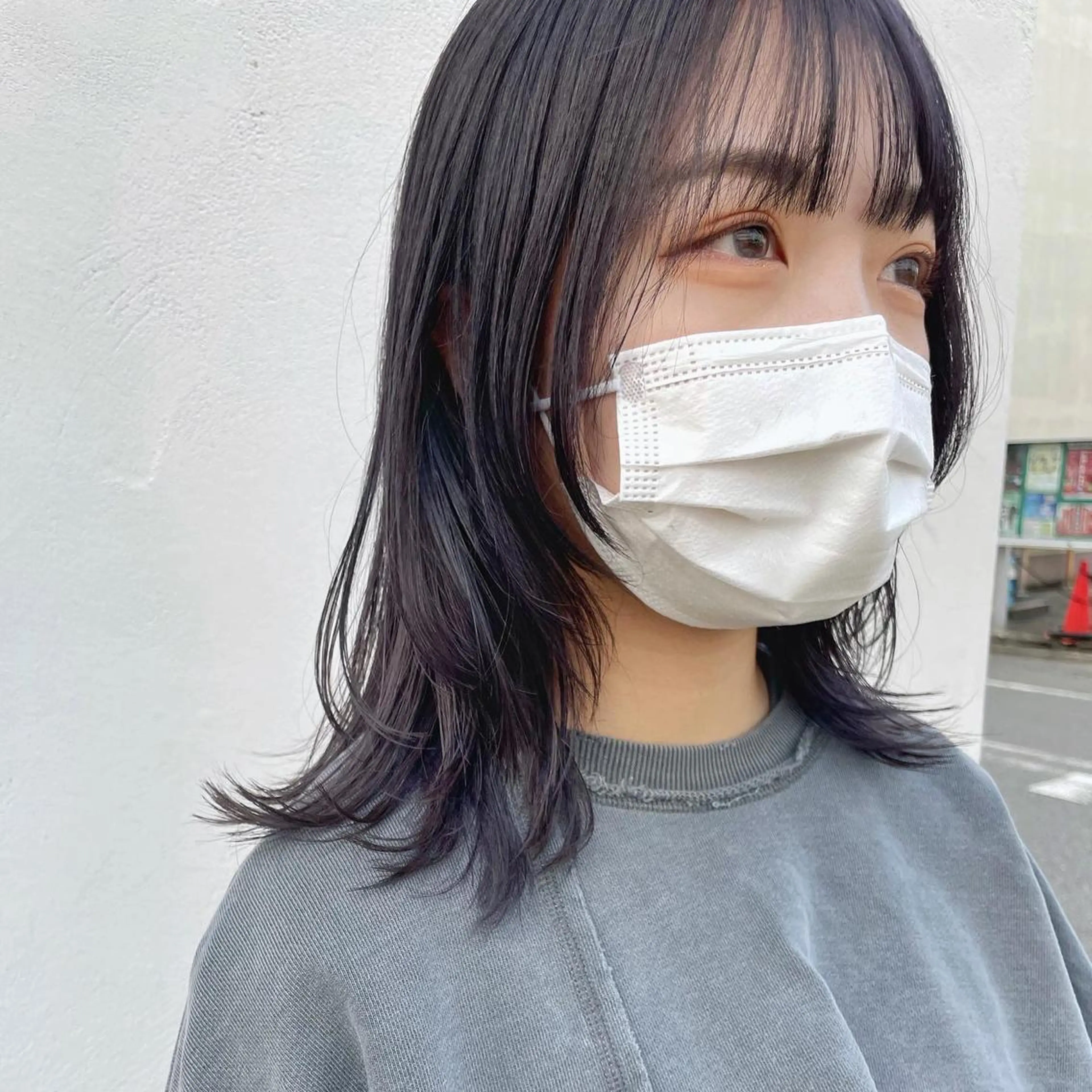 セミロング パープルカラー ウルフカット シェアサロン糸所属・おおはし ひかりのヘアスタイル