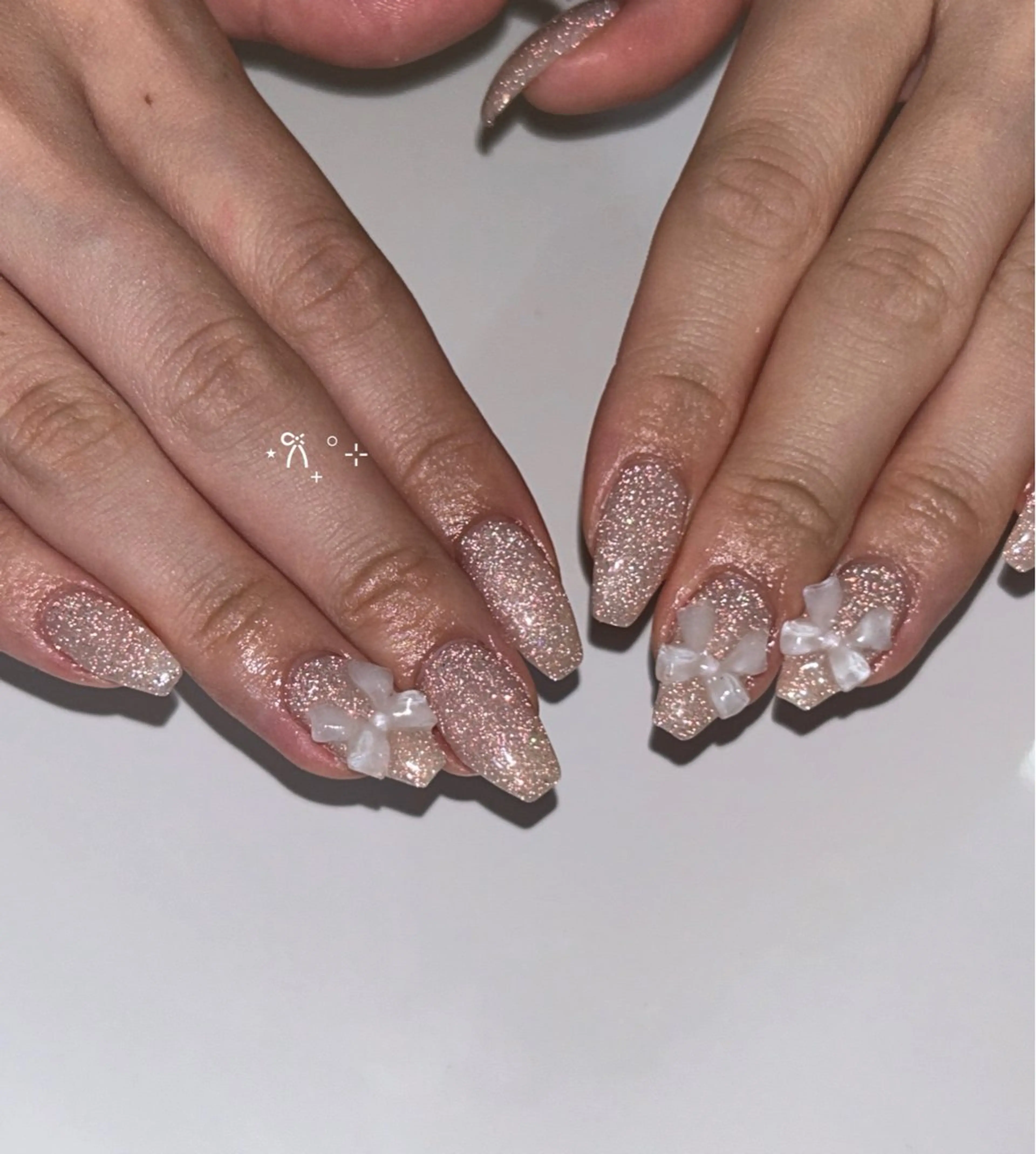 ネイル ハンドネイル ViViA momokaのネイルデザイン