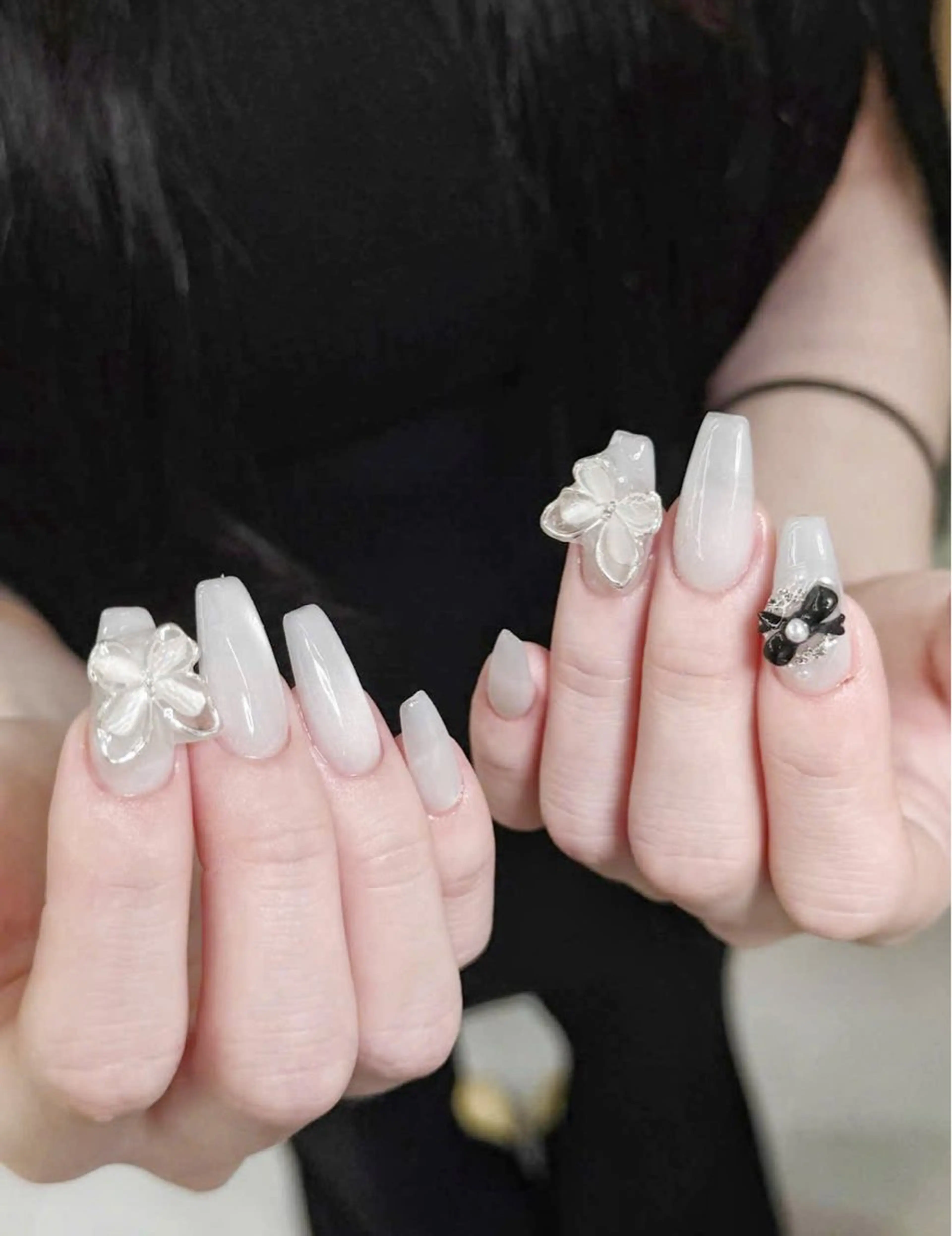 ネイル フラッシュネイル フレンチネイル グラデーション キラキラネイル 韓国ネイル Lina nail所属・Lunaa 池袋のネイルデザイン