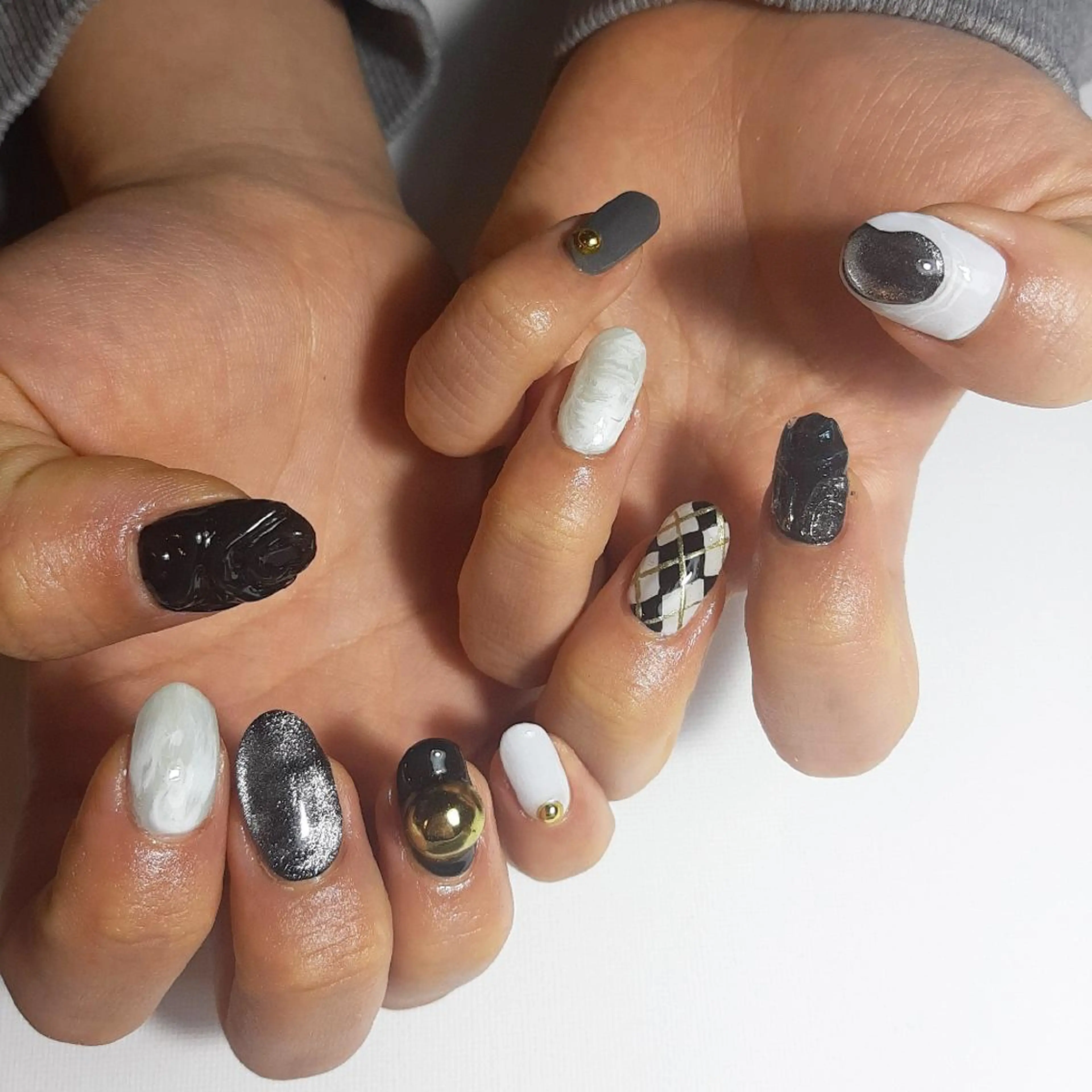 ネイル 成人式 ニュアンスネイル owlnail /持込みデザイン専門のネイルデザイン