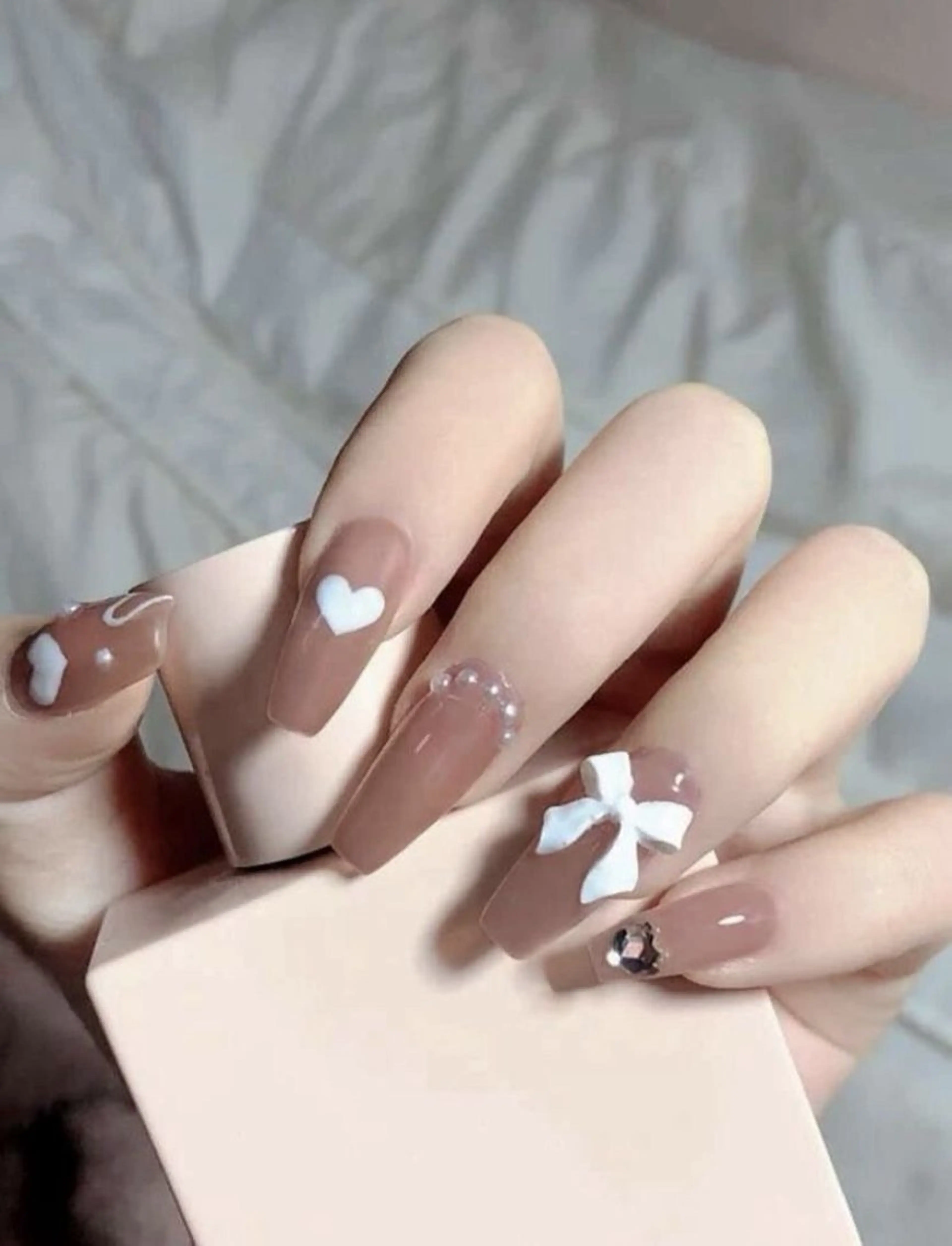 ネイル 韓国ネイル 持ち込み ハンドネイル EMI ANA.CHUOのネイルデザイン