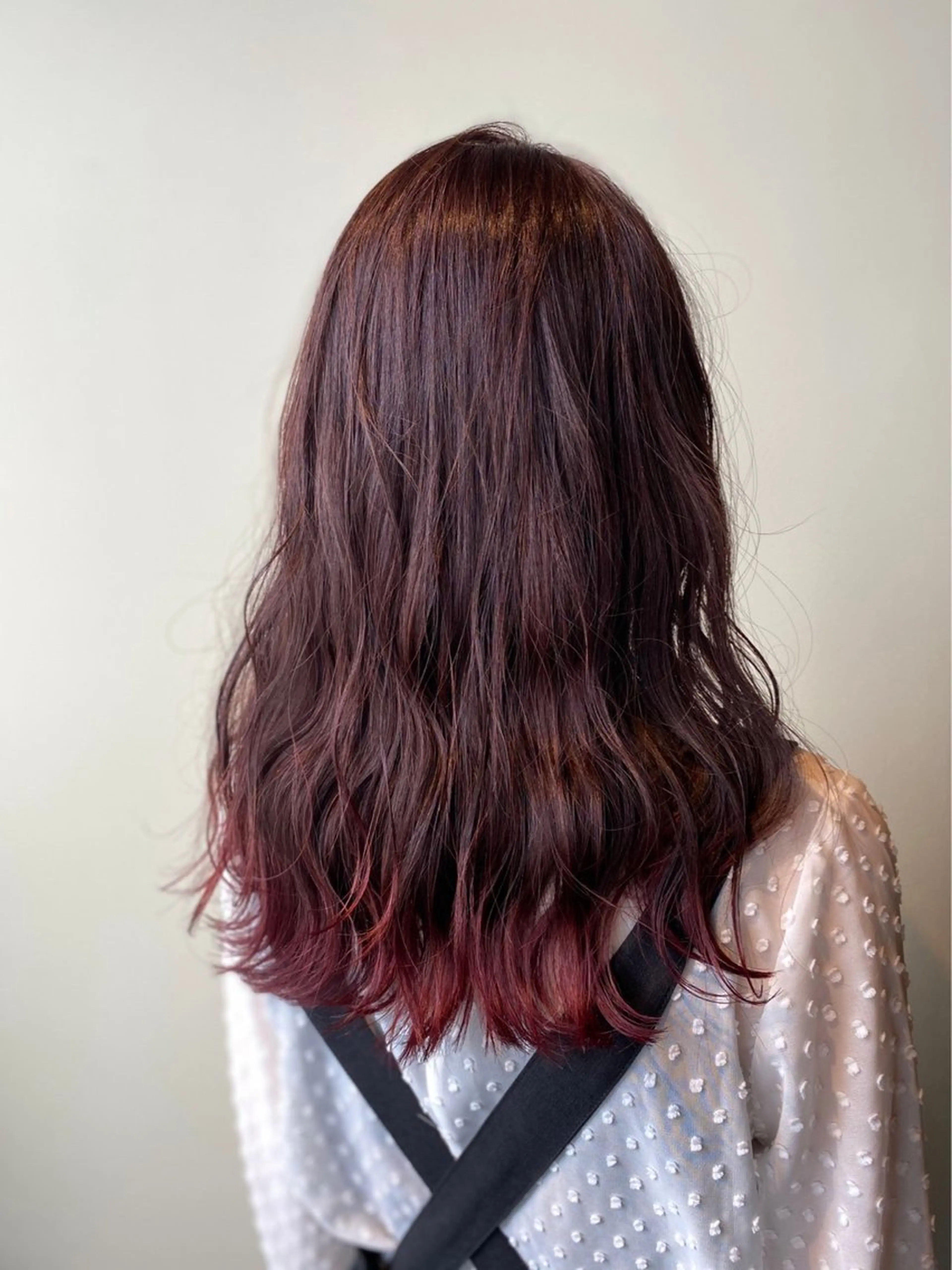 セミロング カラー ヘアカラー 透明感🌱ハイトーン ✨艶髪🫧川﨑　翼のヘアスタイル