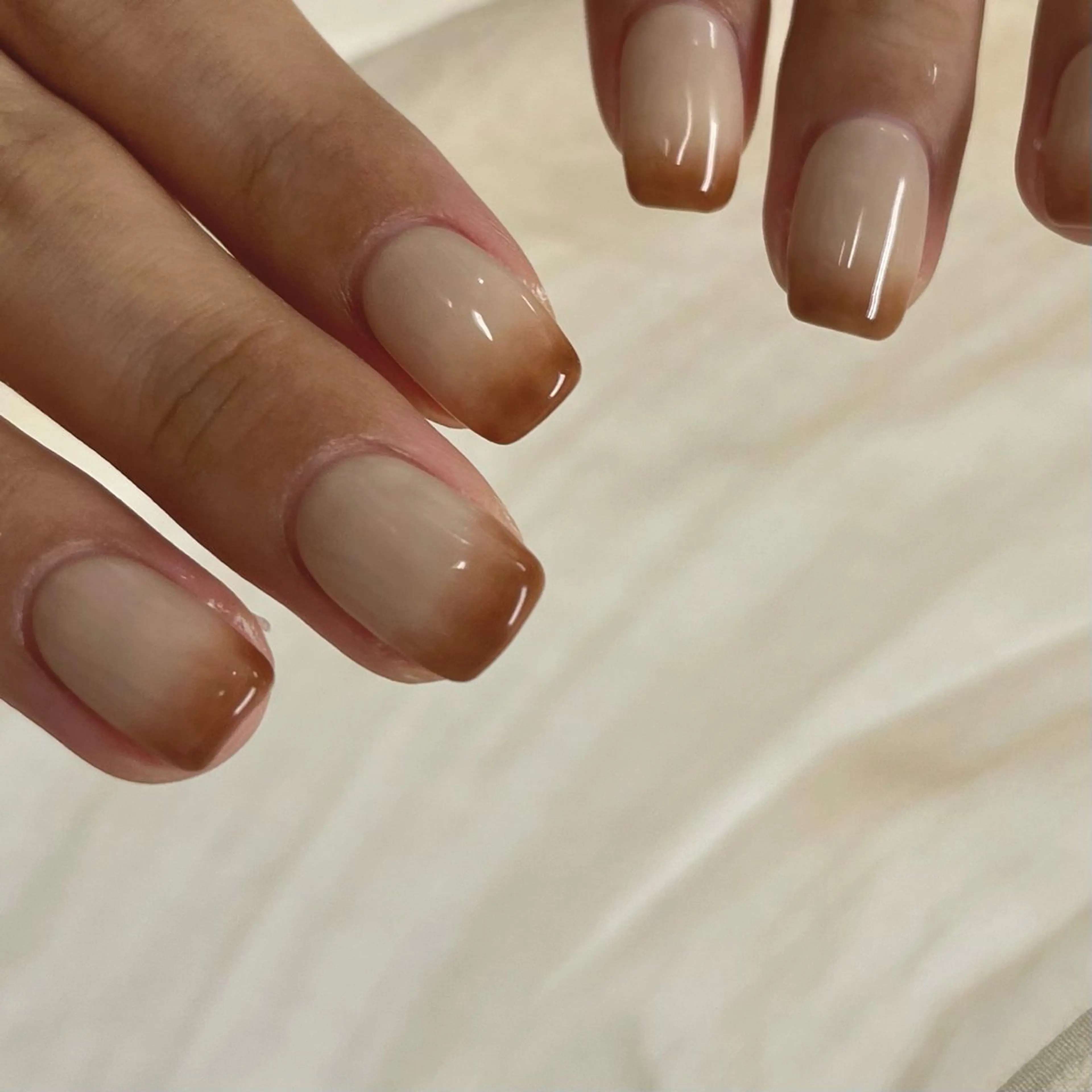 ネイル ハンドネイル nuás nailのネイルデザイン