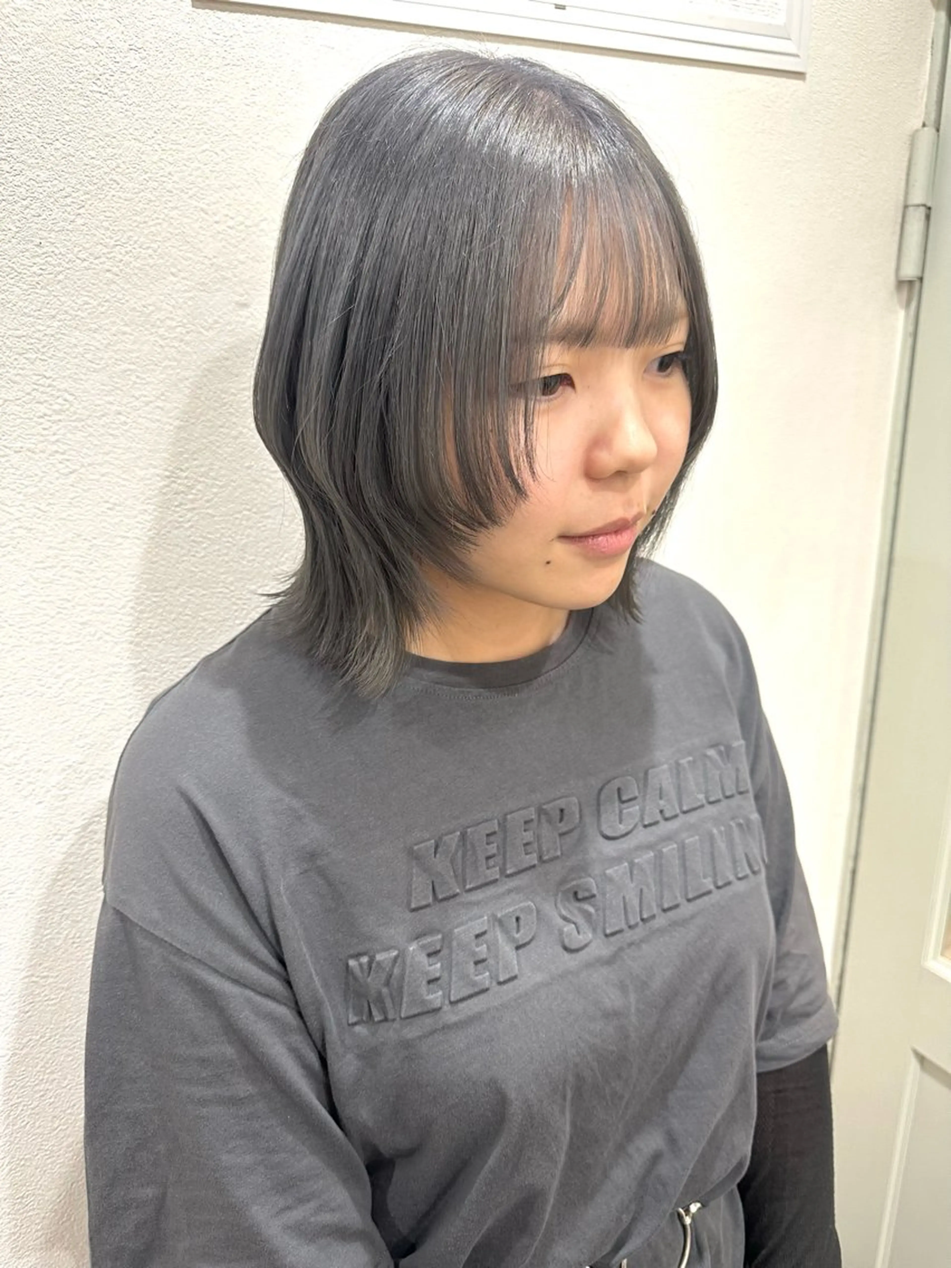 ミディアム カラー ウルフカット ヘアカラー 2nd所属・🤍2nd🤍田所 美希のヘアスタイル