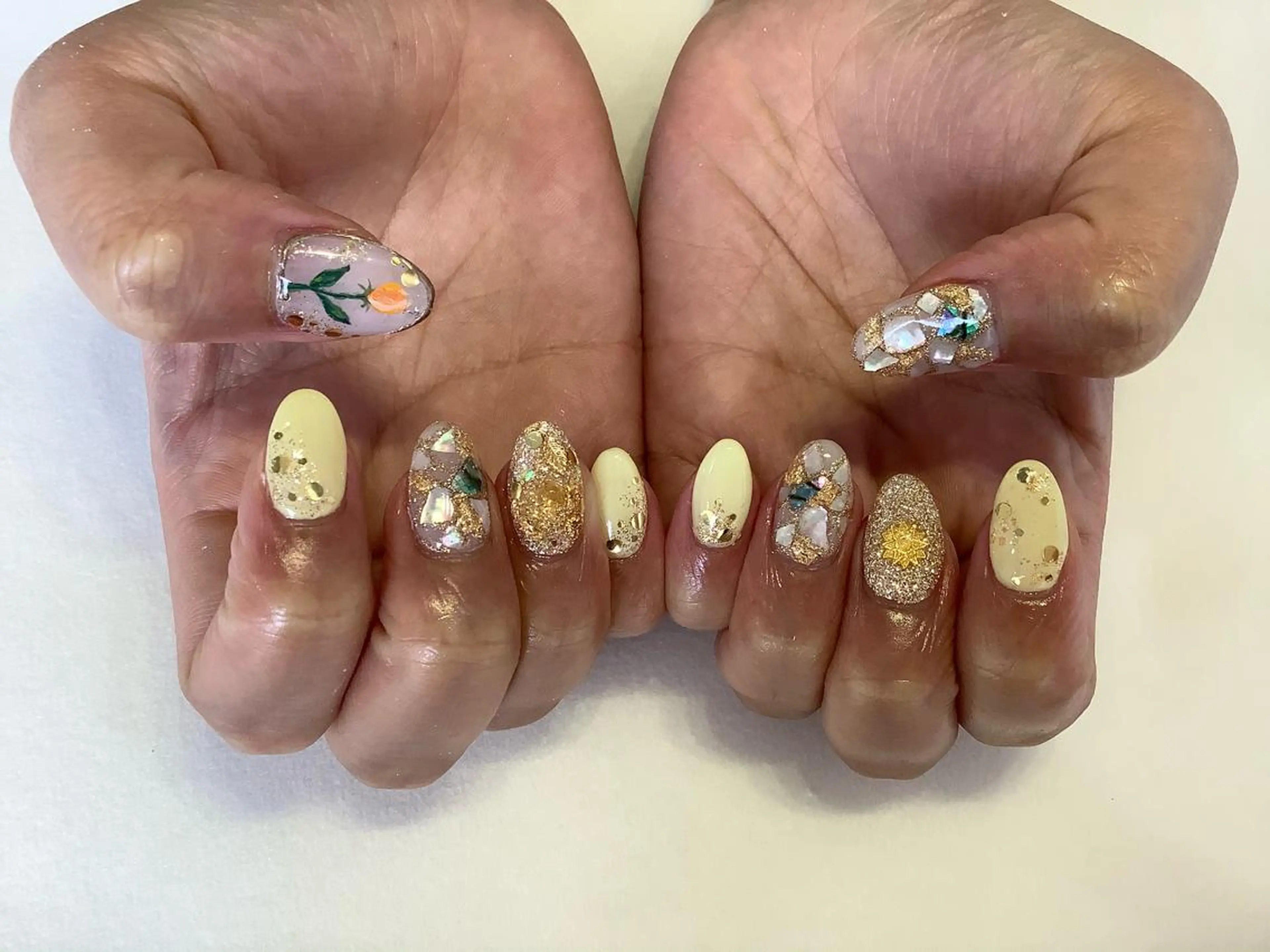 ネイル ハンドネイル 💎🐰 saki. m 🐰💎のネイルデザイン