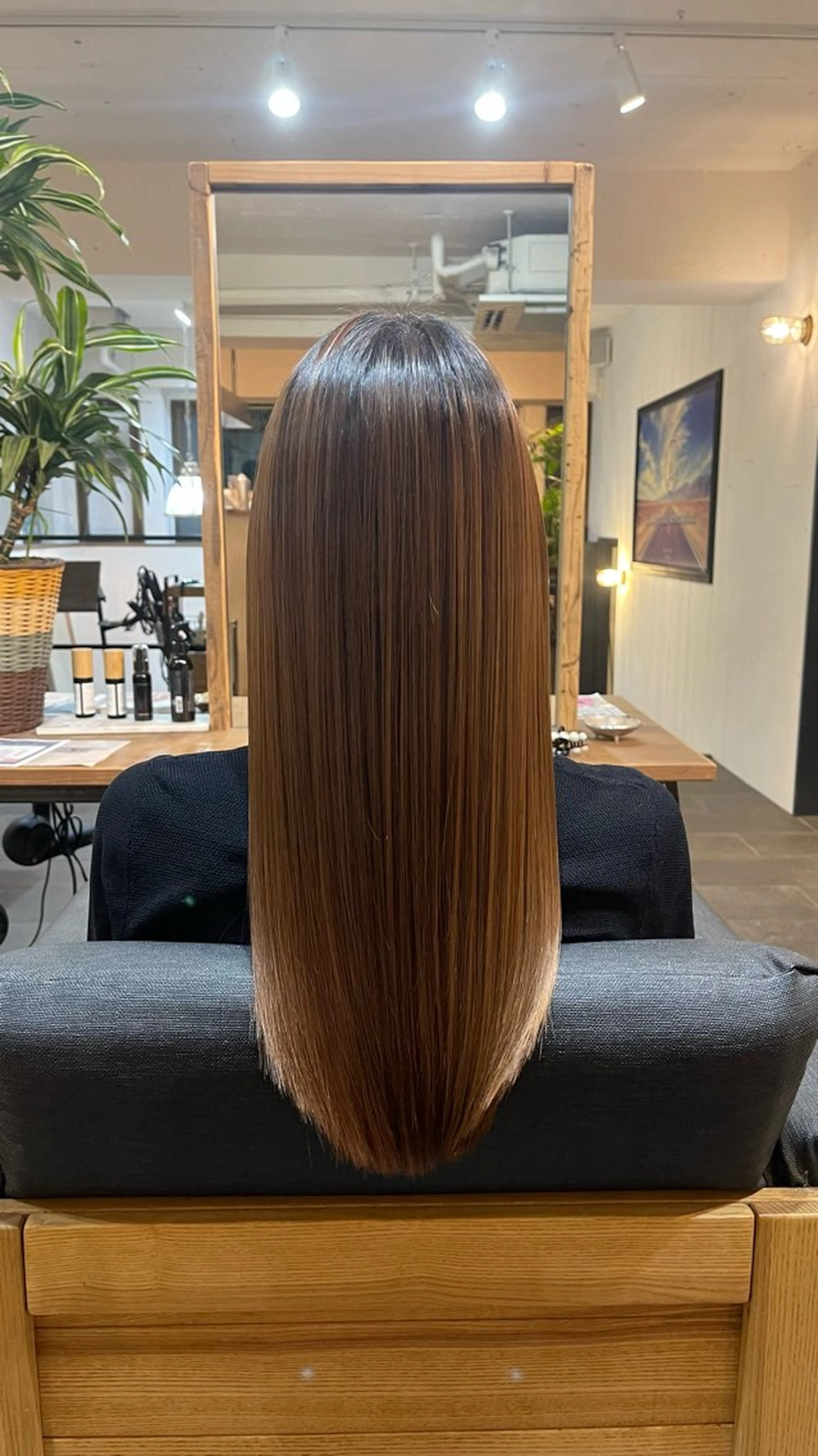 ロング AKALA  HAIR Laule'a所属・鶴野 響斗のヘアスタイル