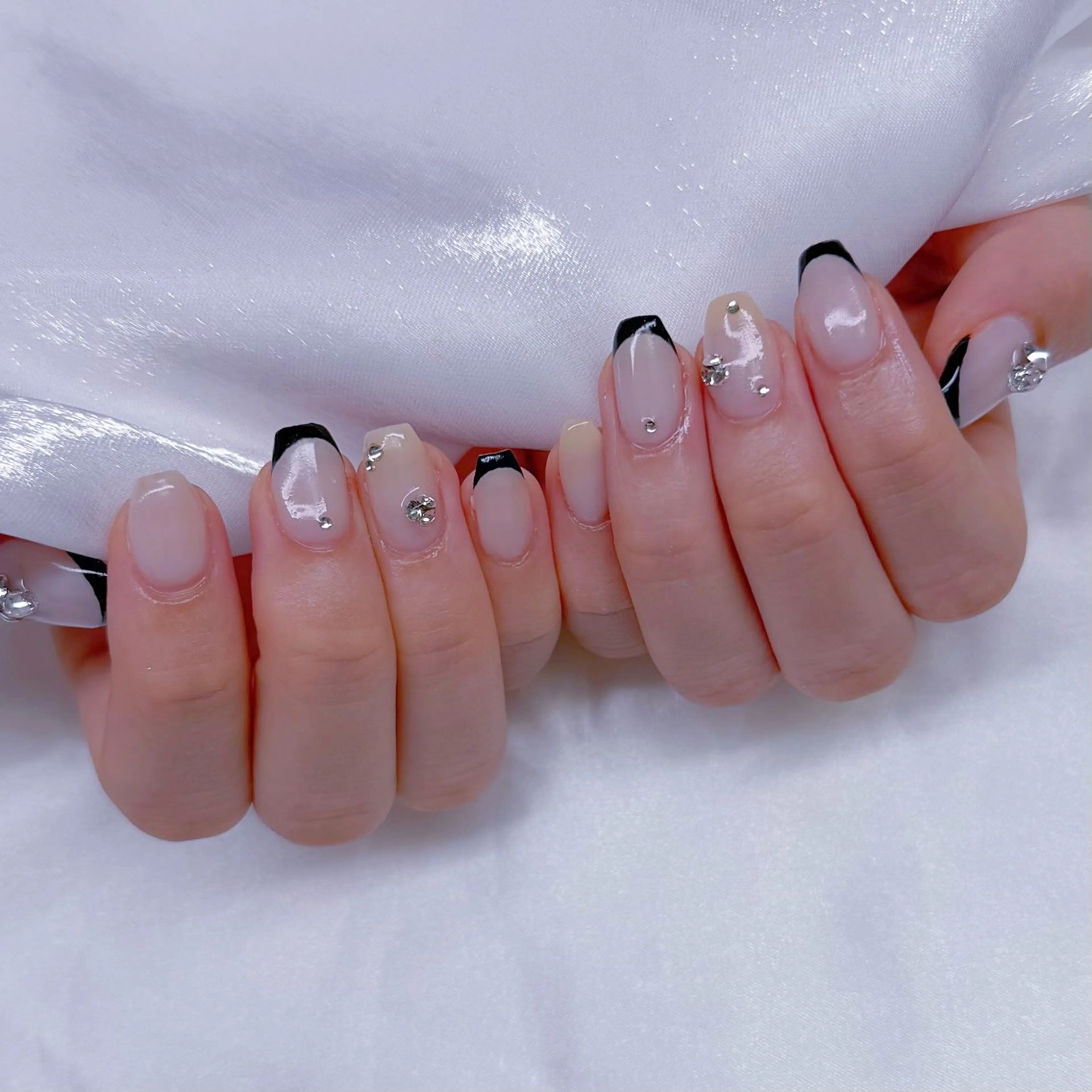 ネイル フレンチネイル ハンドネイル Romymoon nail帆南☾ ໋のネイルデザイン