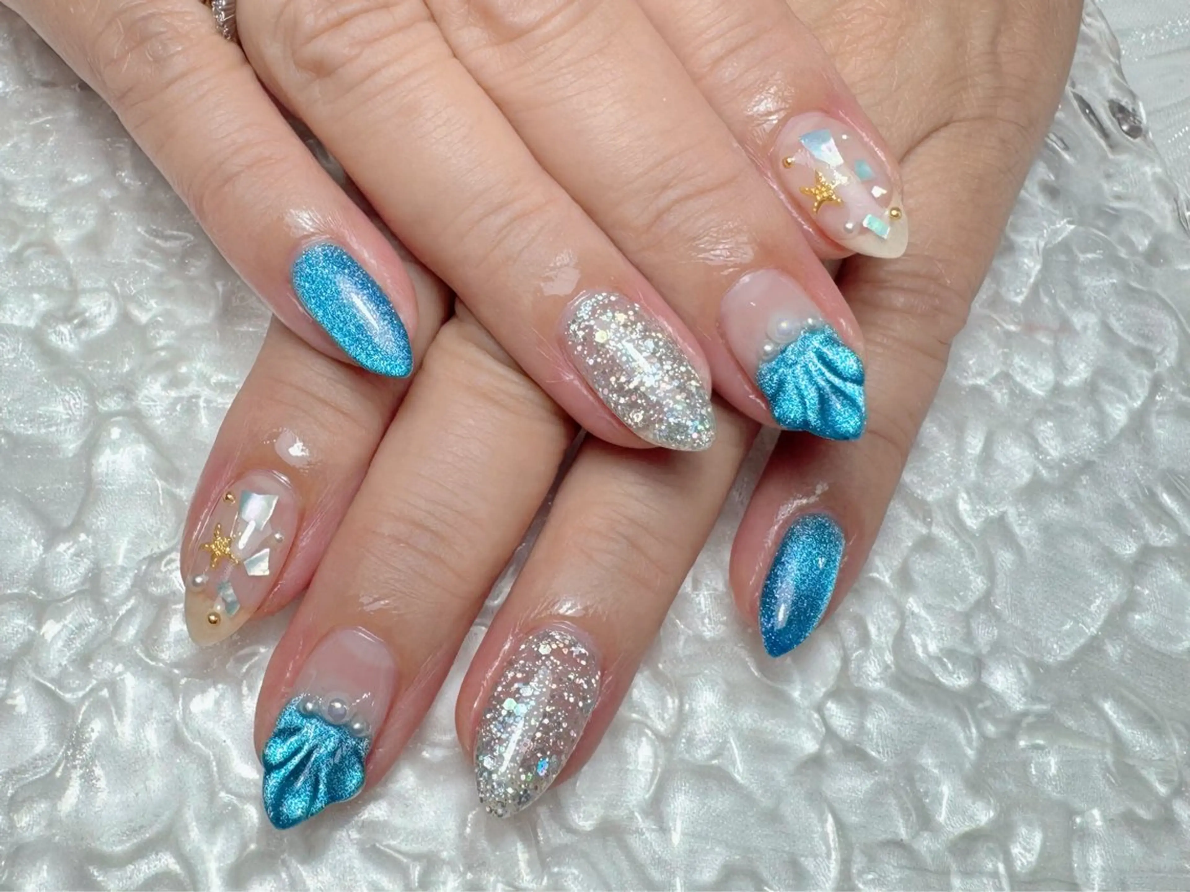 ネイル マジックミラー所属・マジック ミラーのネイルデザイン