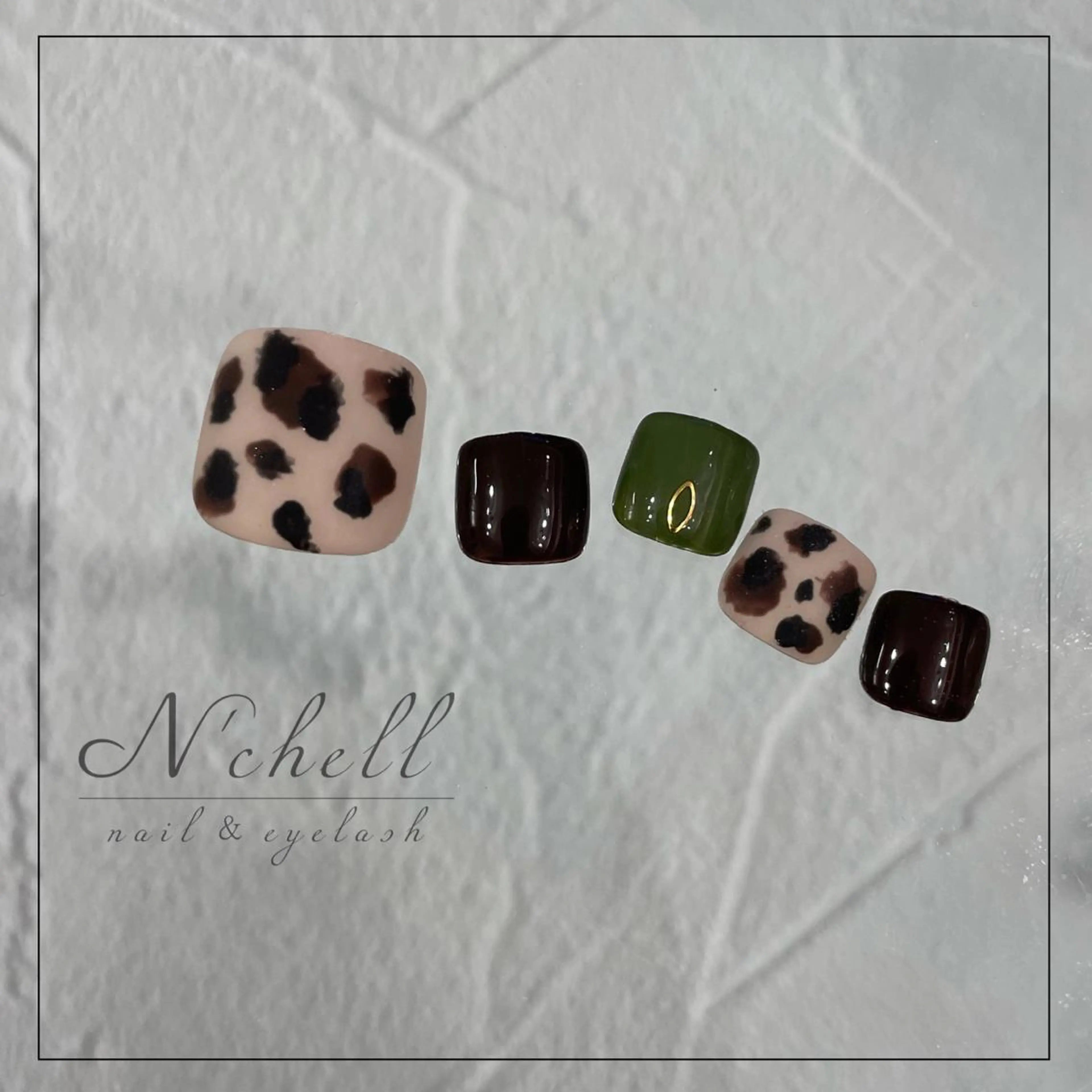 ネイル アニマル柄 Nailist Aoiのネイルデザイン