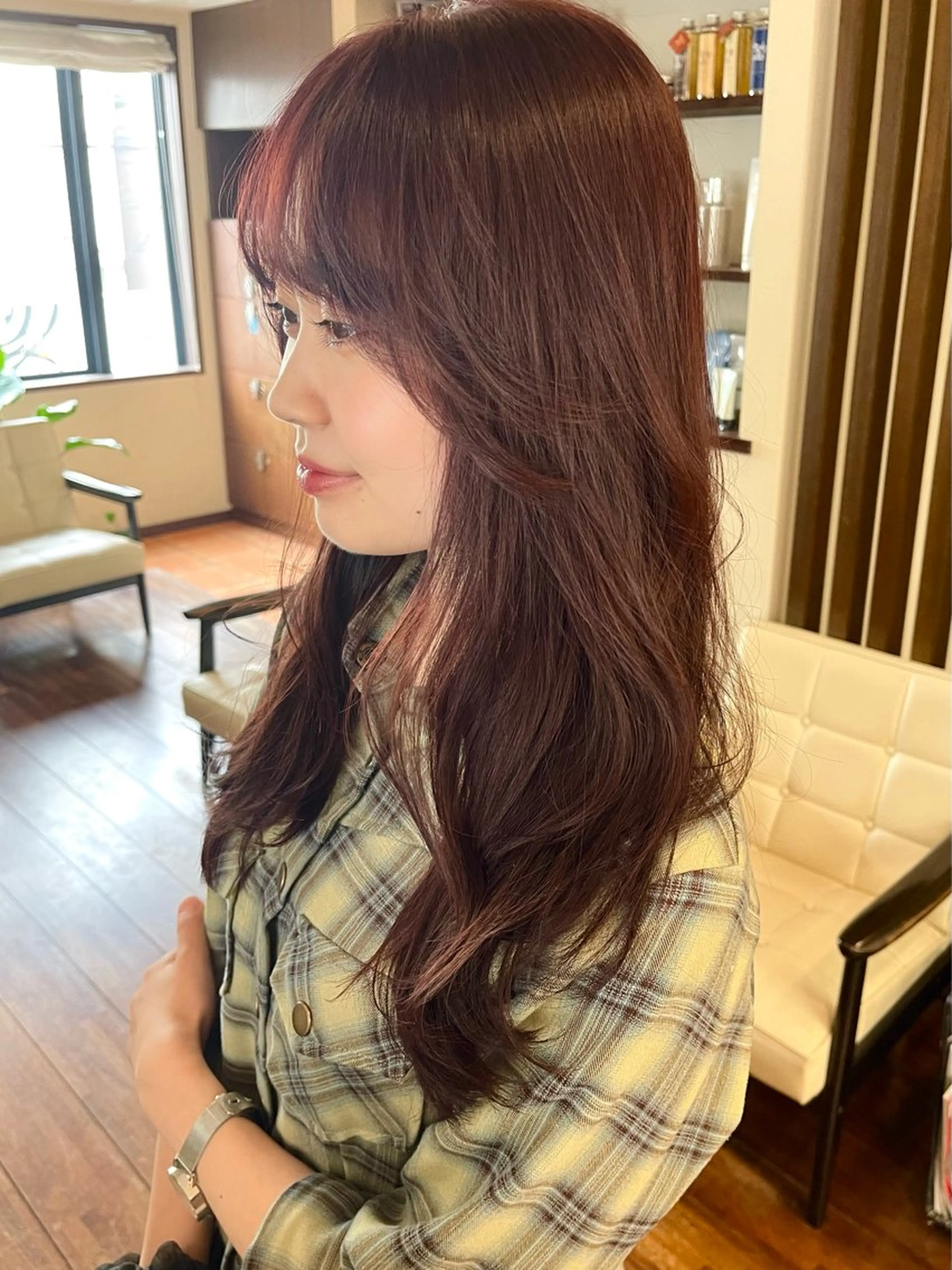 ロング カラー ブリーチ ボルドーカラー ブラウンカラー ダブルカラー ブリーチなしカラー ヘアカラー トリートメント 髪質改善ｶﾗｰ ｹｱﾌﾞﾘｰﾁ/ﾀﾑのヘアスタイル