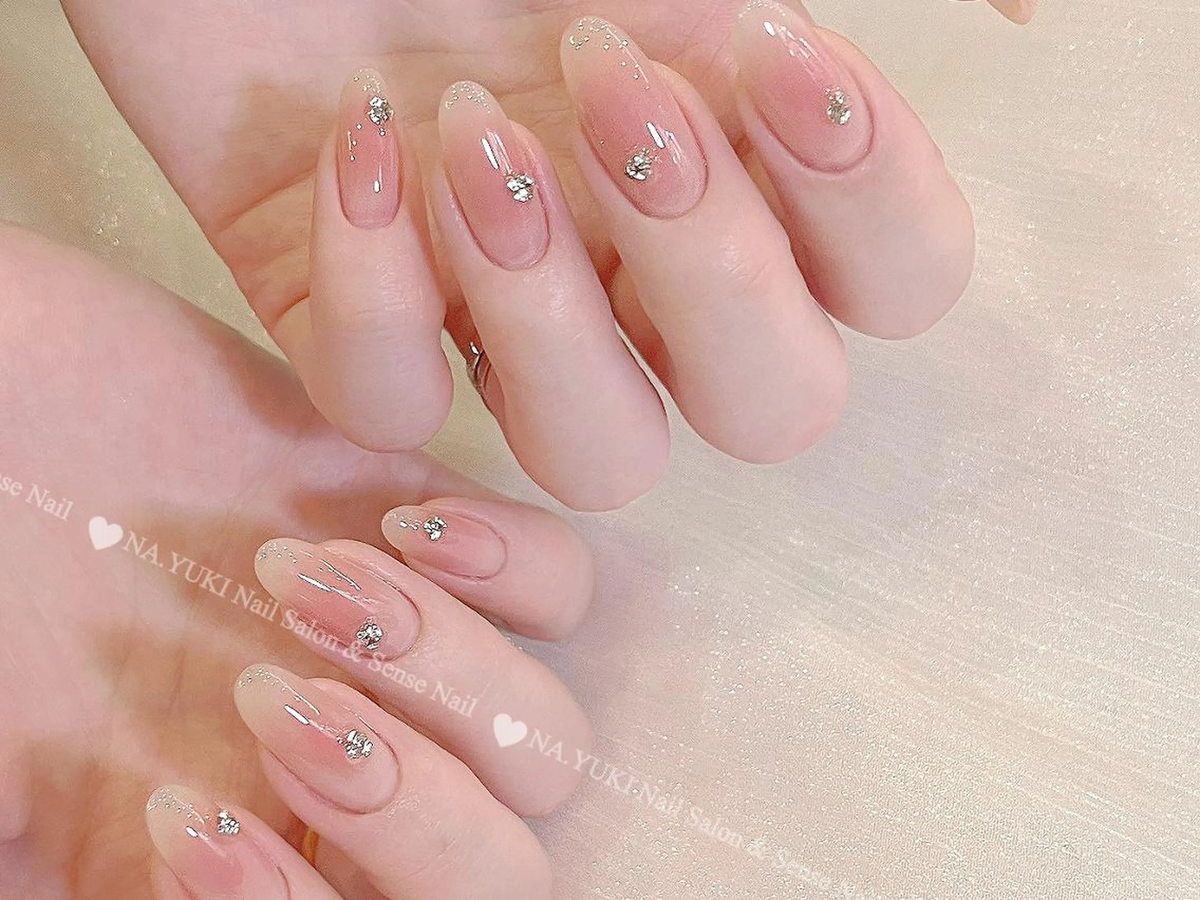 ネイル Mina. 🦢のネイルデザイン