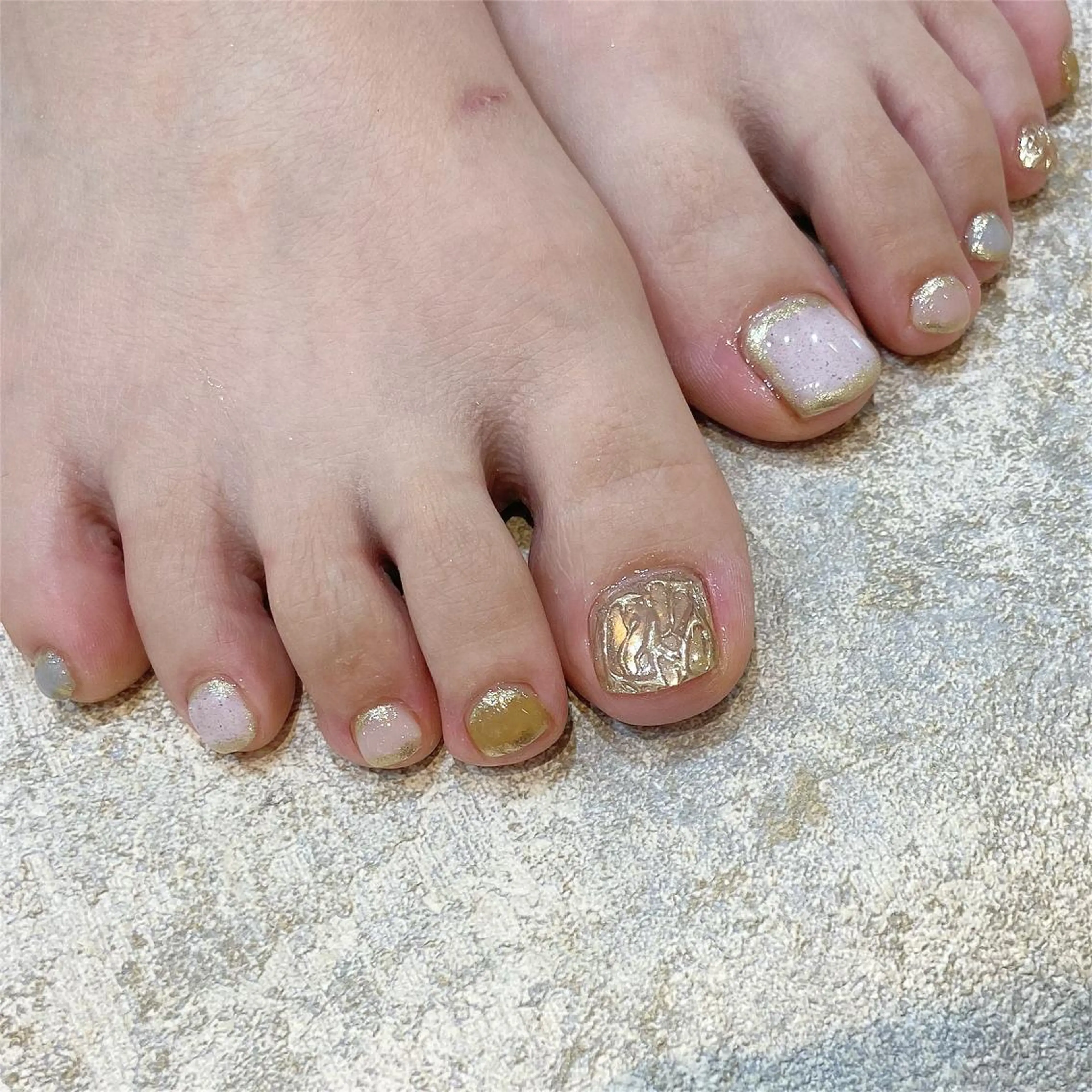 ネイル フットネイル 𝕄𝕚𝕪𝕦🤍 自由が丘⌇パラジェルのネイルデザイン