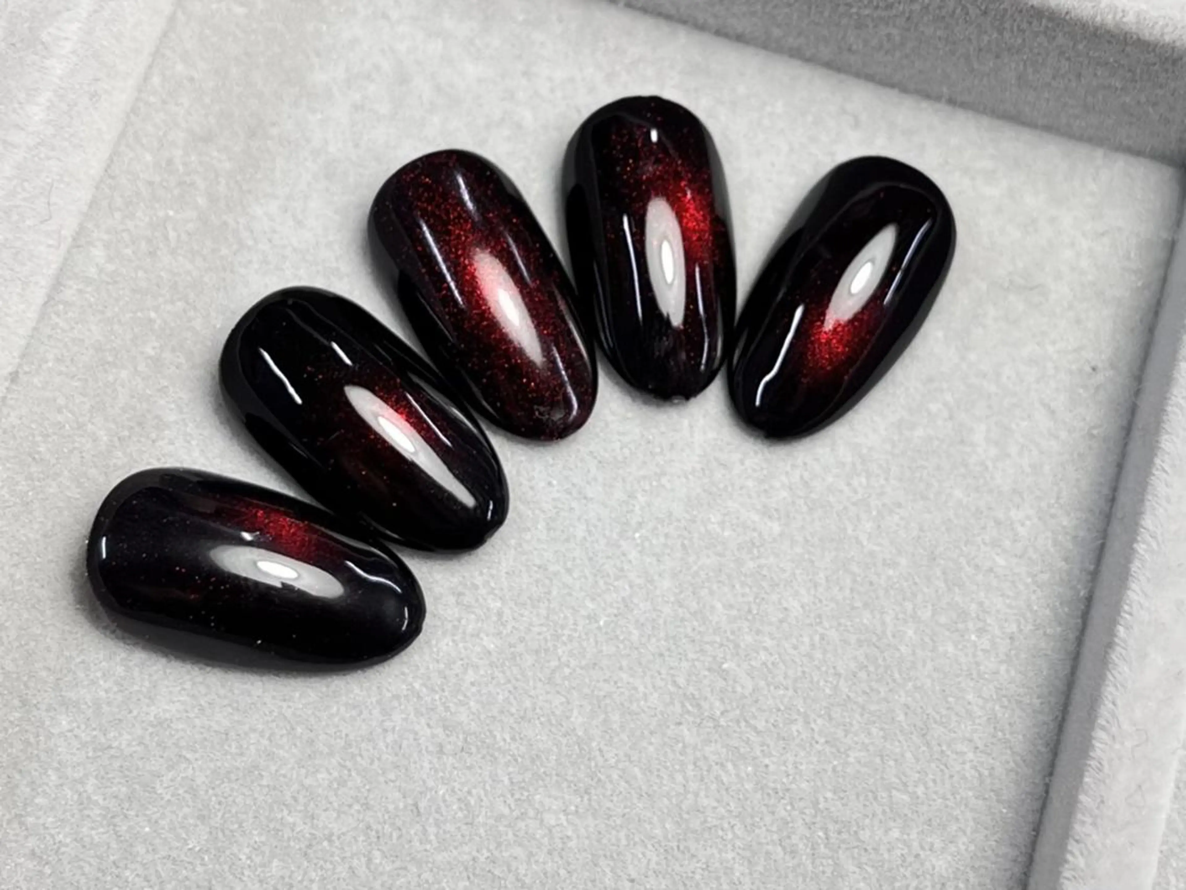 ネイル ハンドネイル ハンドケア ToliyDeliy ネイルサロンのネイルデザイン