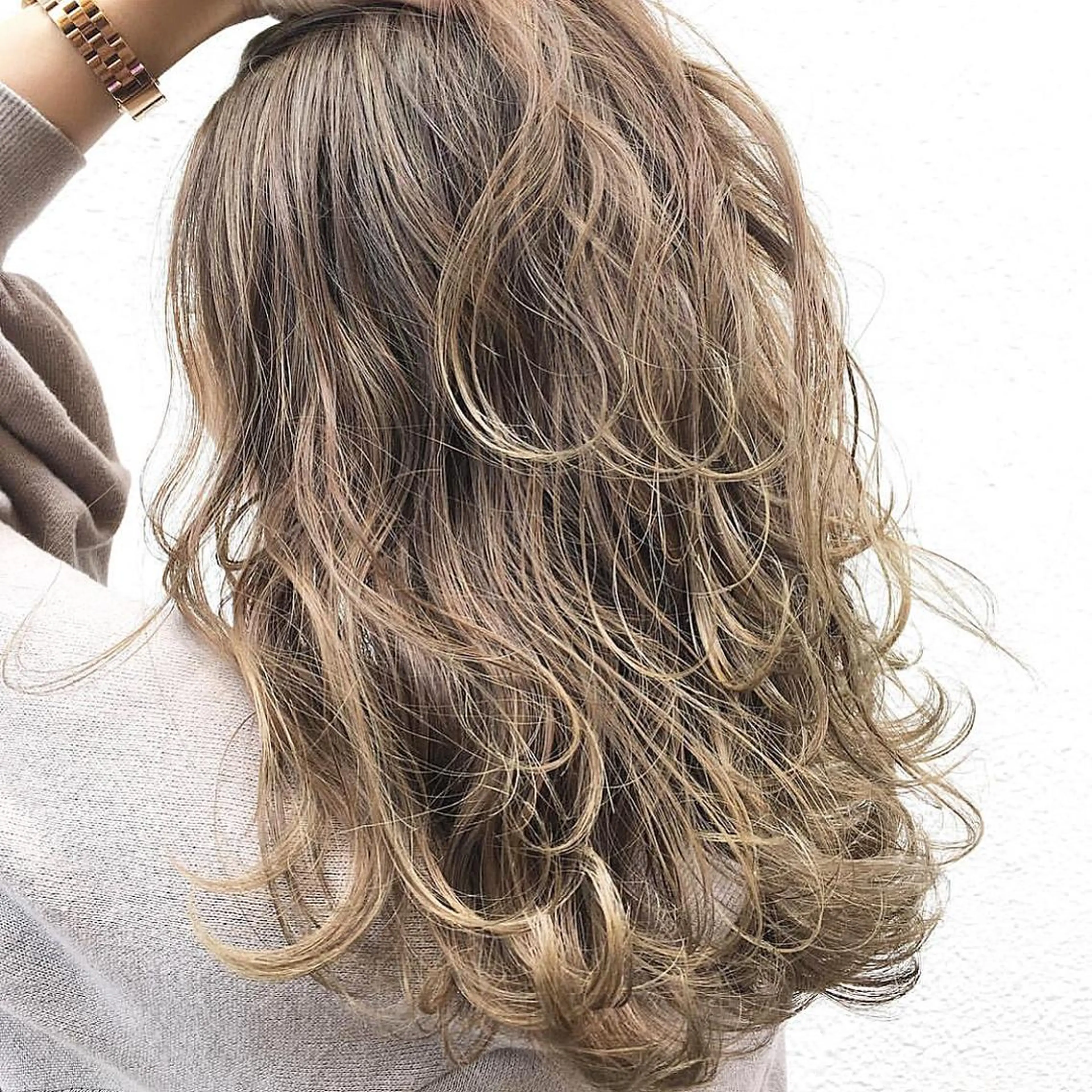 ロング カラー flocci🌙 フロクシのヘアスタイル