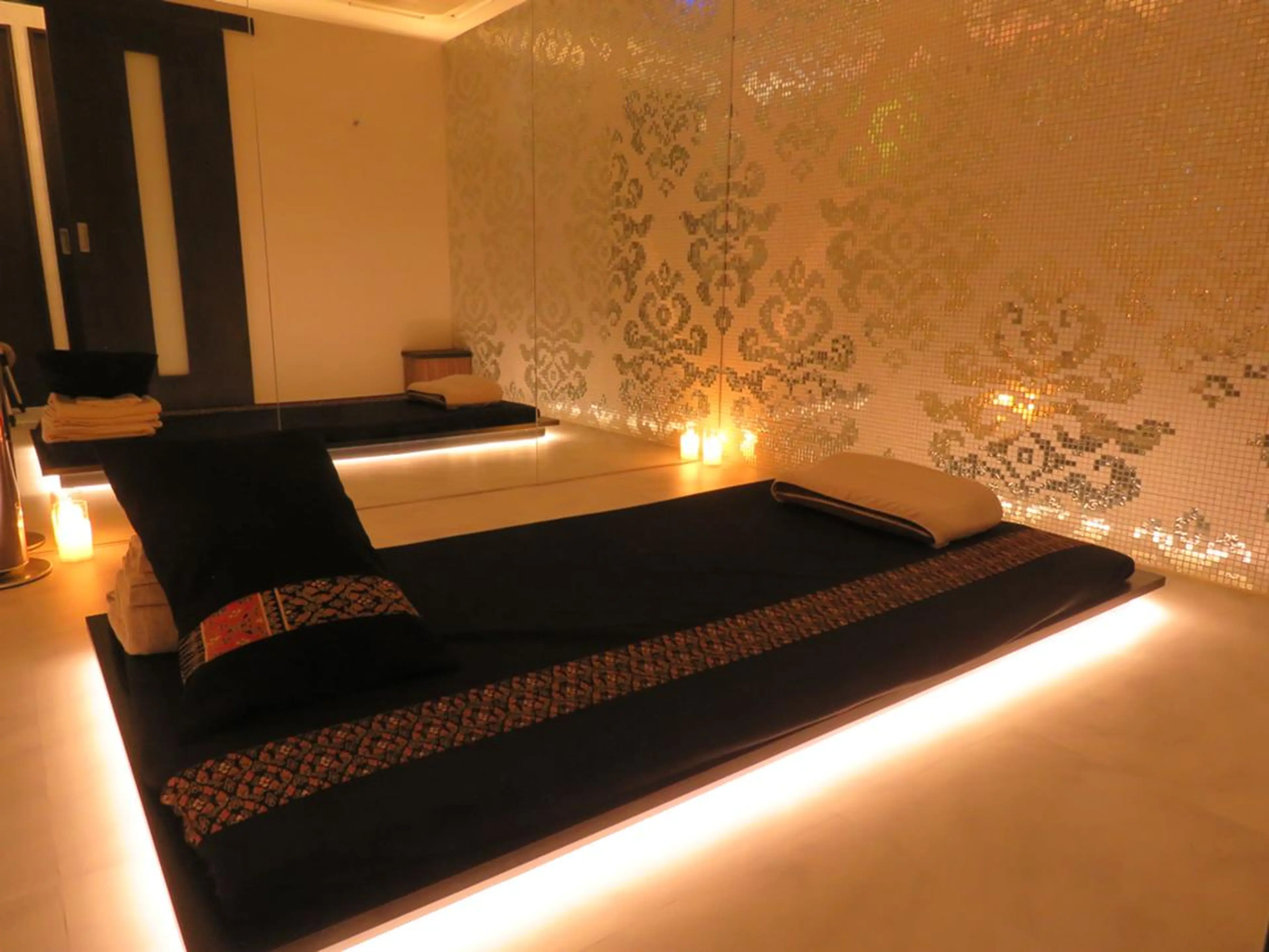 ロング メンズ エステ リラク ﾘﾗｸｾﾞｰｼｮﾝ ｻﾛﾝ   calmのエステ・リラクイメージ