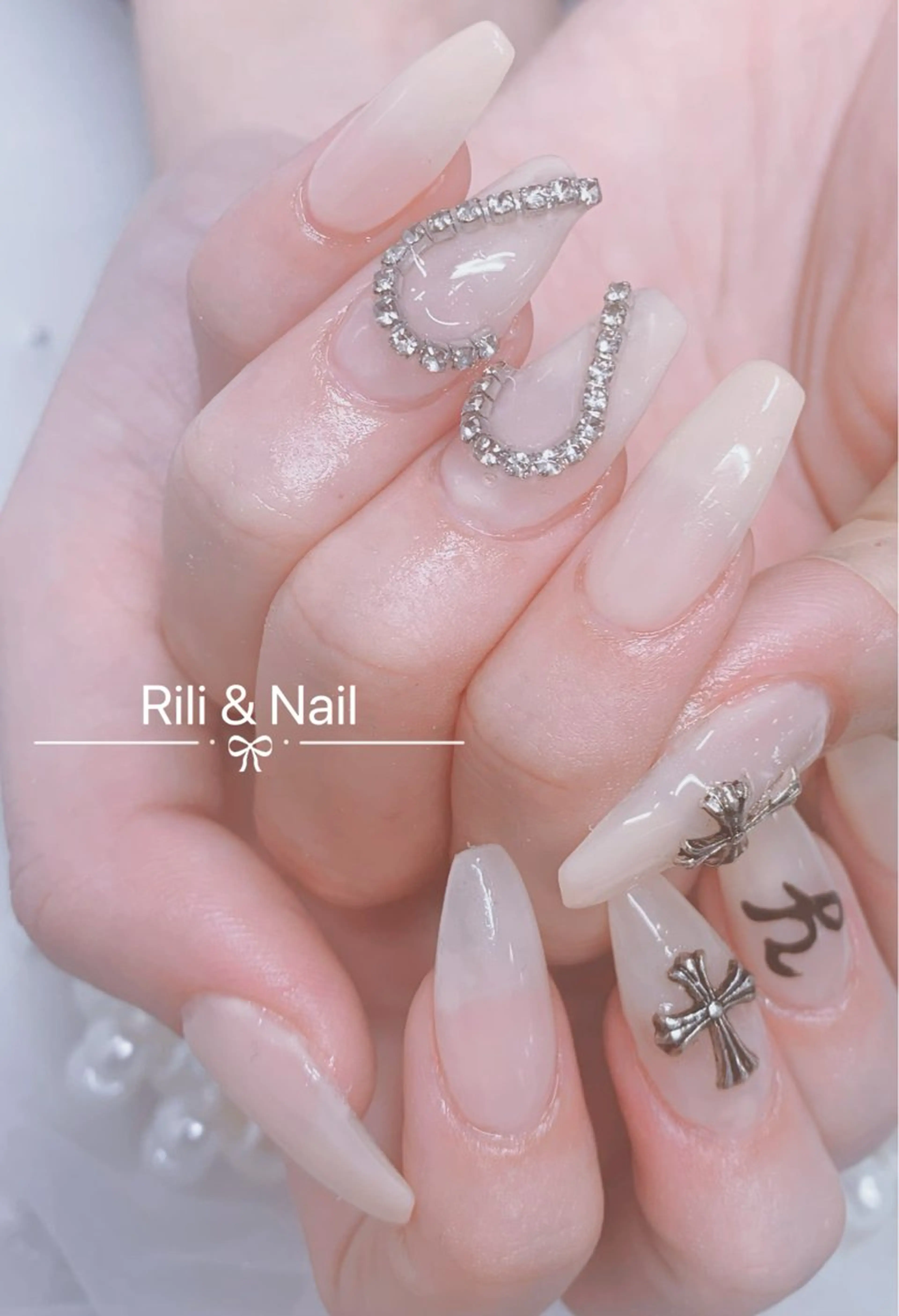 ネイル ハンドネイル Rili 🍀 リリ ネイル サロンのネイルデザイン