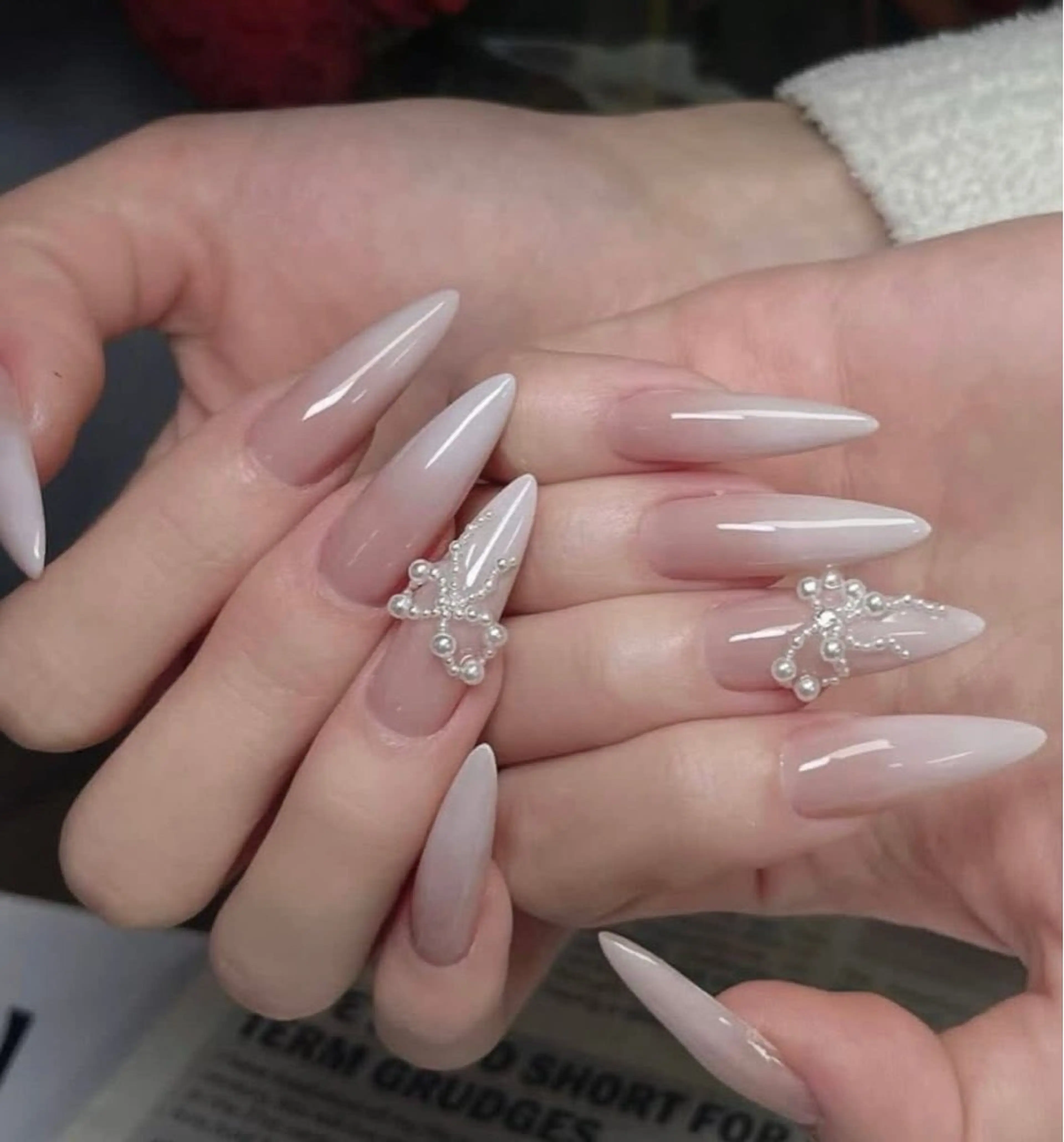 ネイル ハンドネイル T. Leeのネイルデザイン