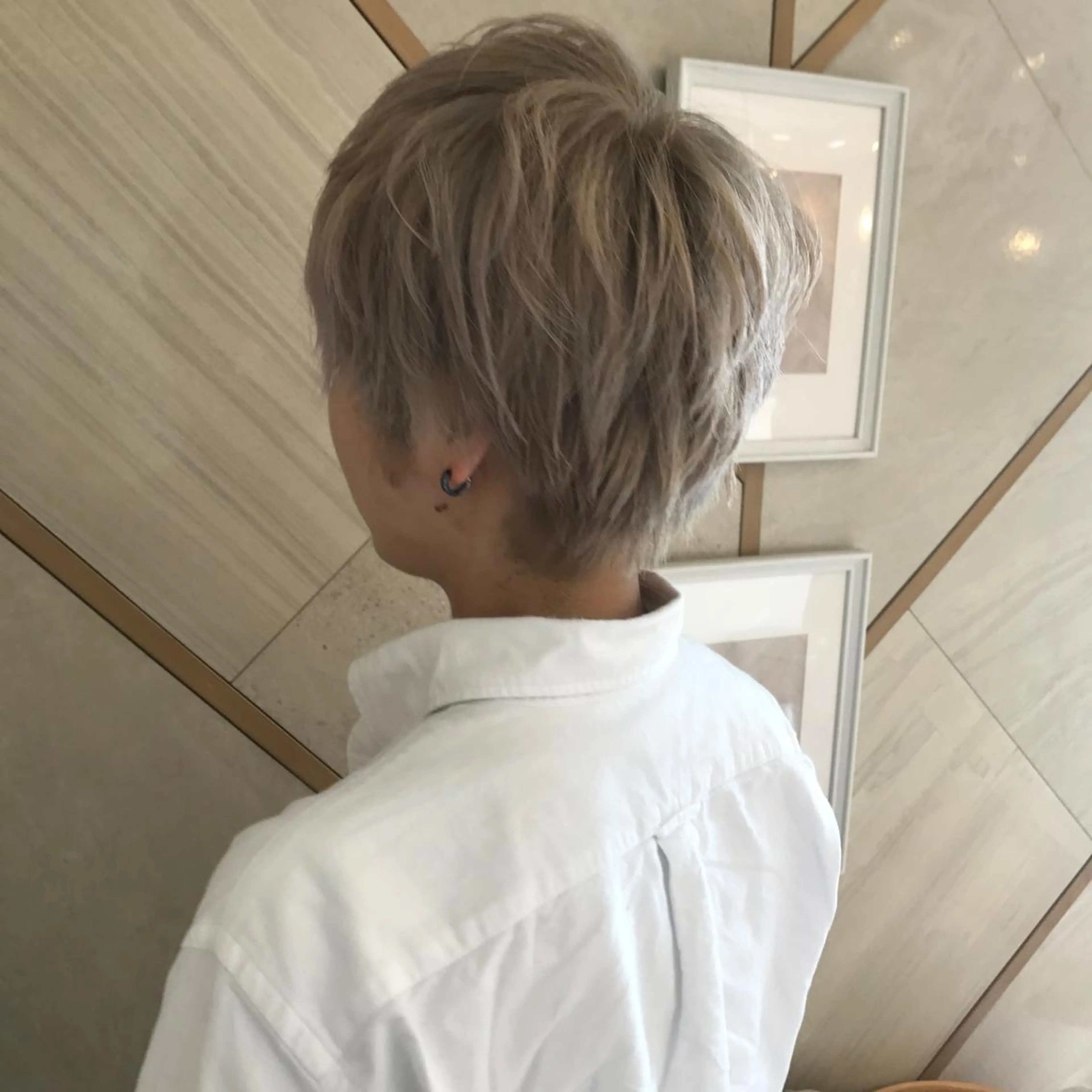 カラー メンズ ダブルカラー 断髪刈舞所属・大月 優汰のヘアスタイル