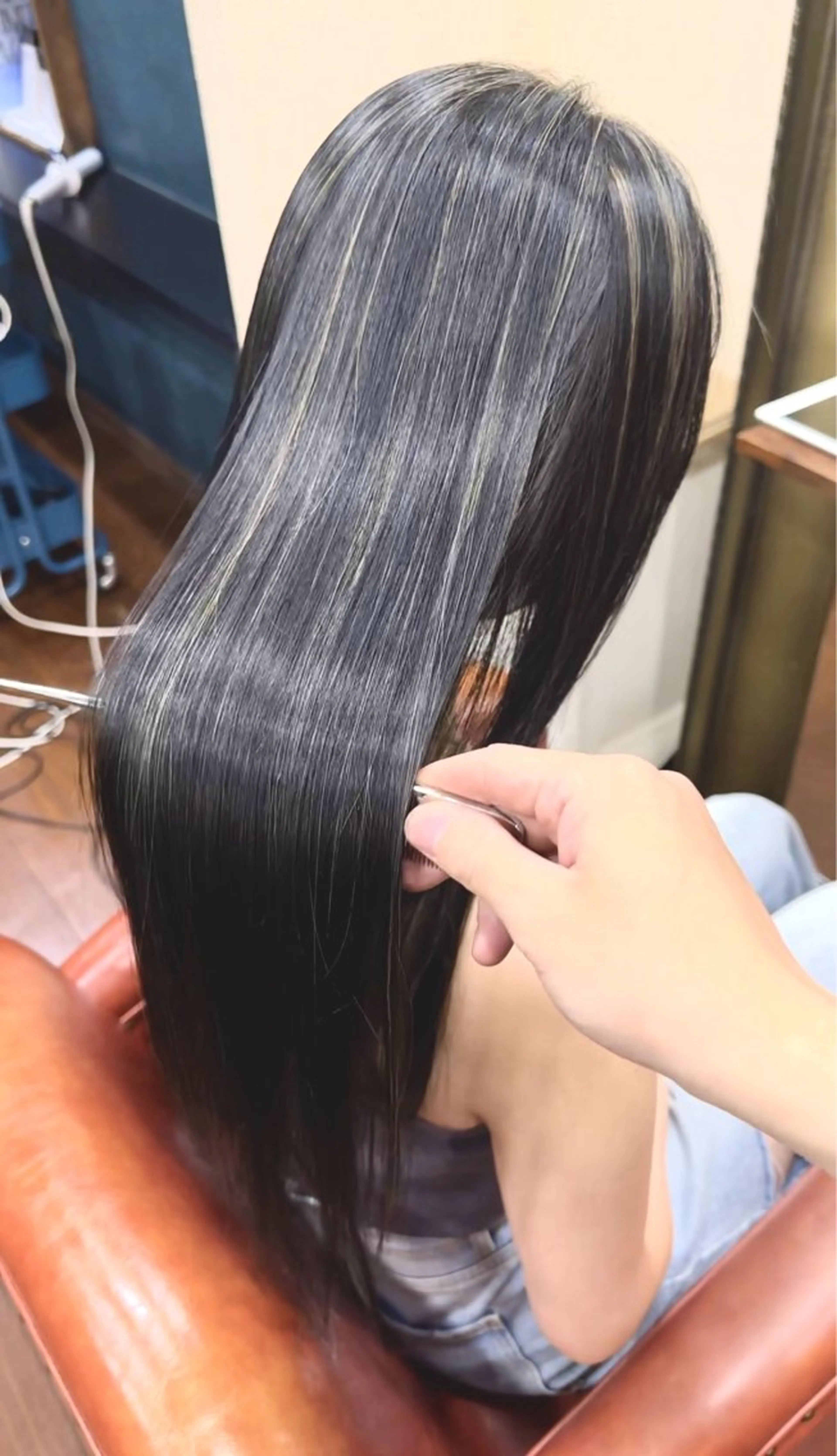 ロング 由谷 祥伍のヘアスタイル