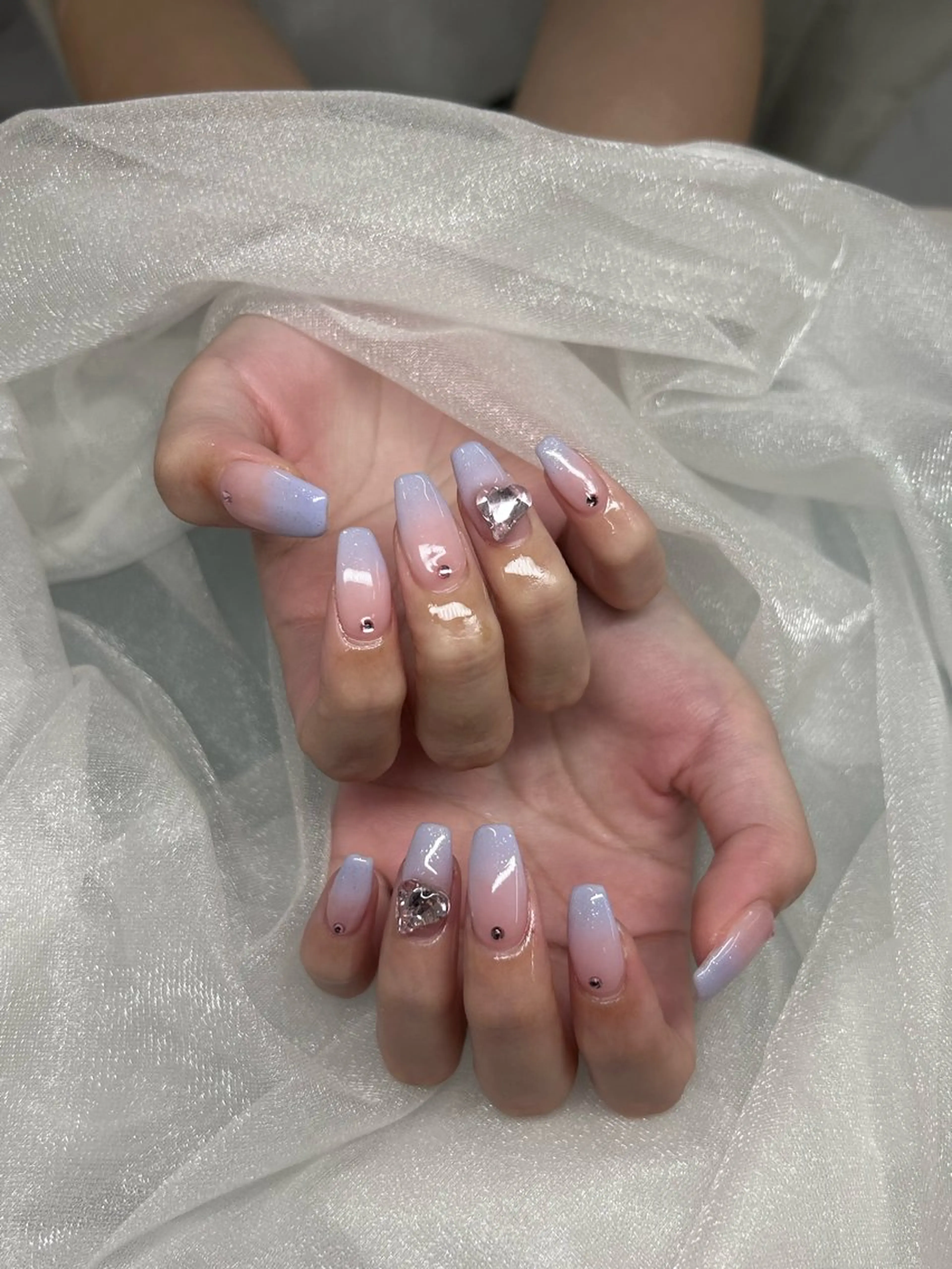 ネイル 持ち込み 加藤 楓子のネイルデザイン