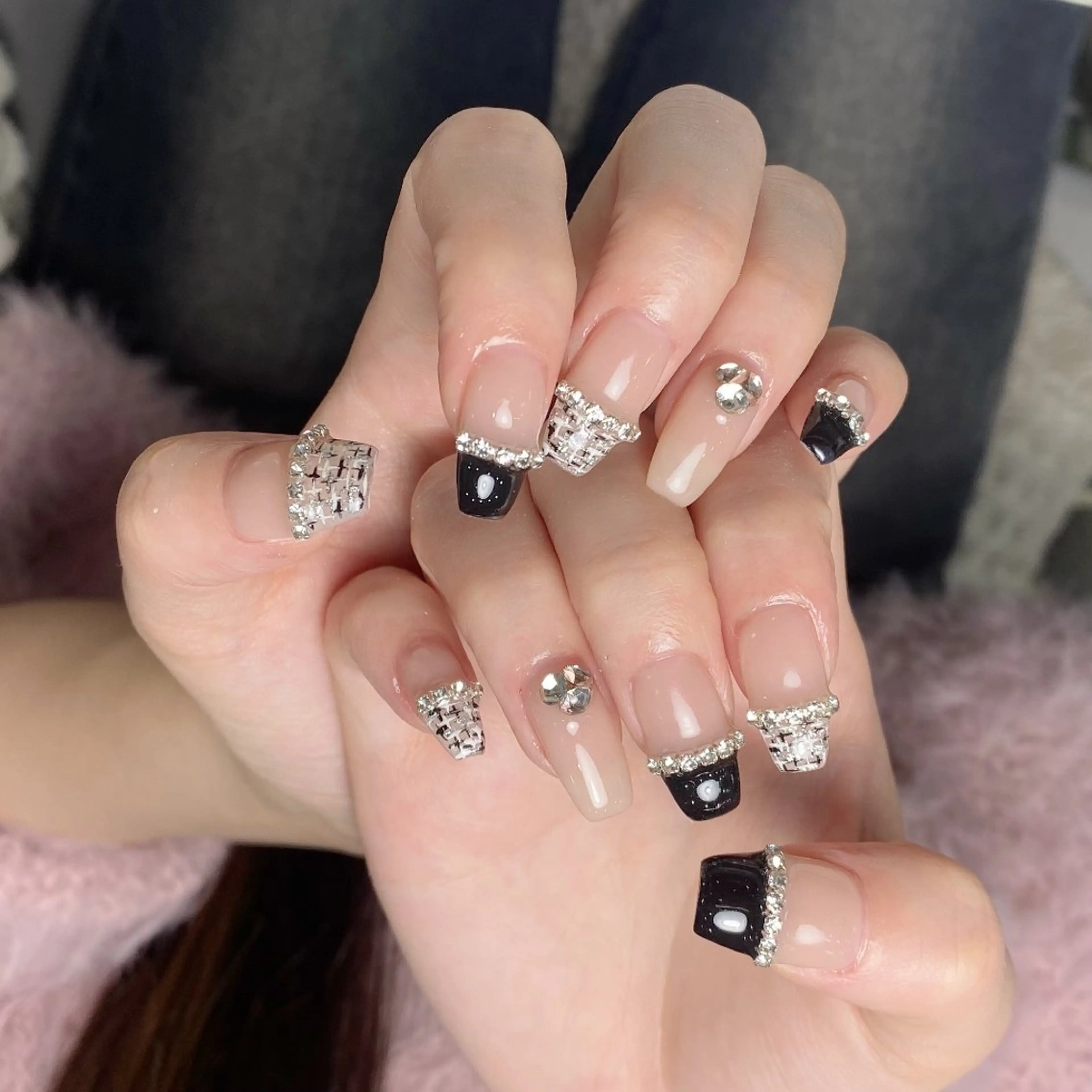 ネイル チークネイル 長さ出し フレンチネイル ジェルネイル ガーリー ハンドネイル UM Nail Salonのネイルデザイン