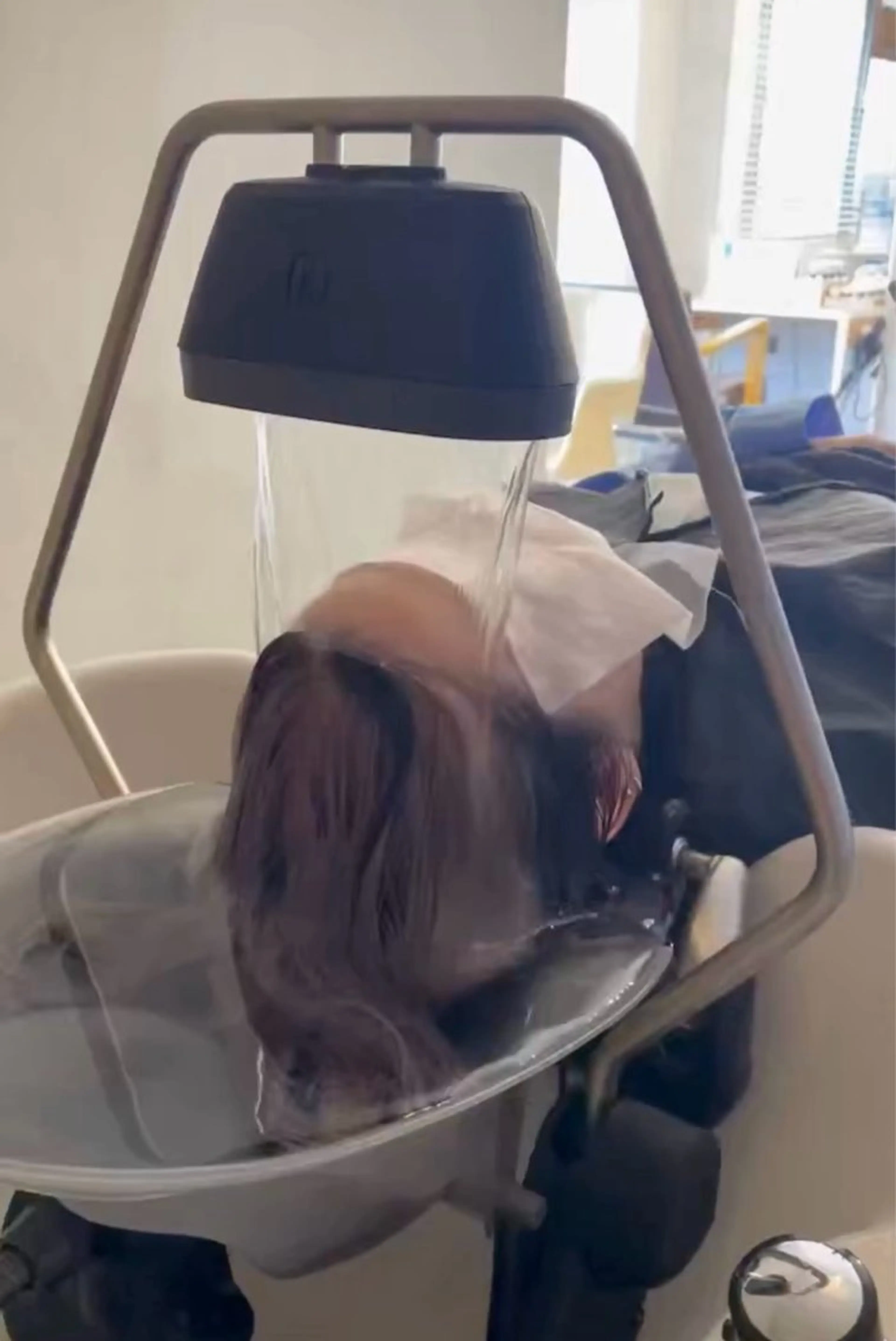 【デビュー記念🍀 ́-】レディースカット💇♀️+ヘッドスパ+頭浸浴🫧の写真