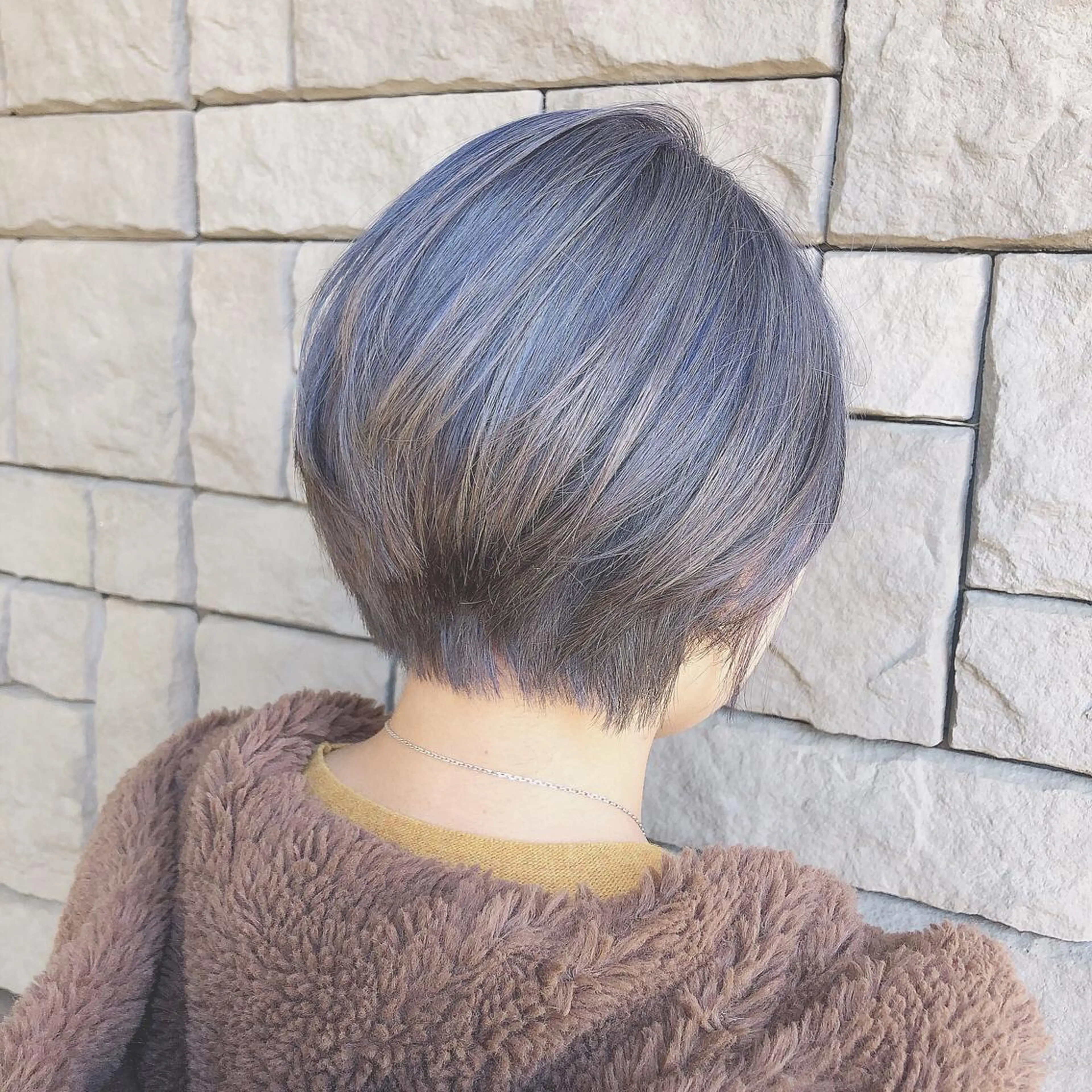 ショート カラー 店長/mao/ 前髪/顔周りカットのヘアスタイル