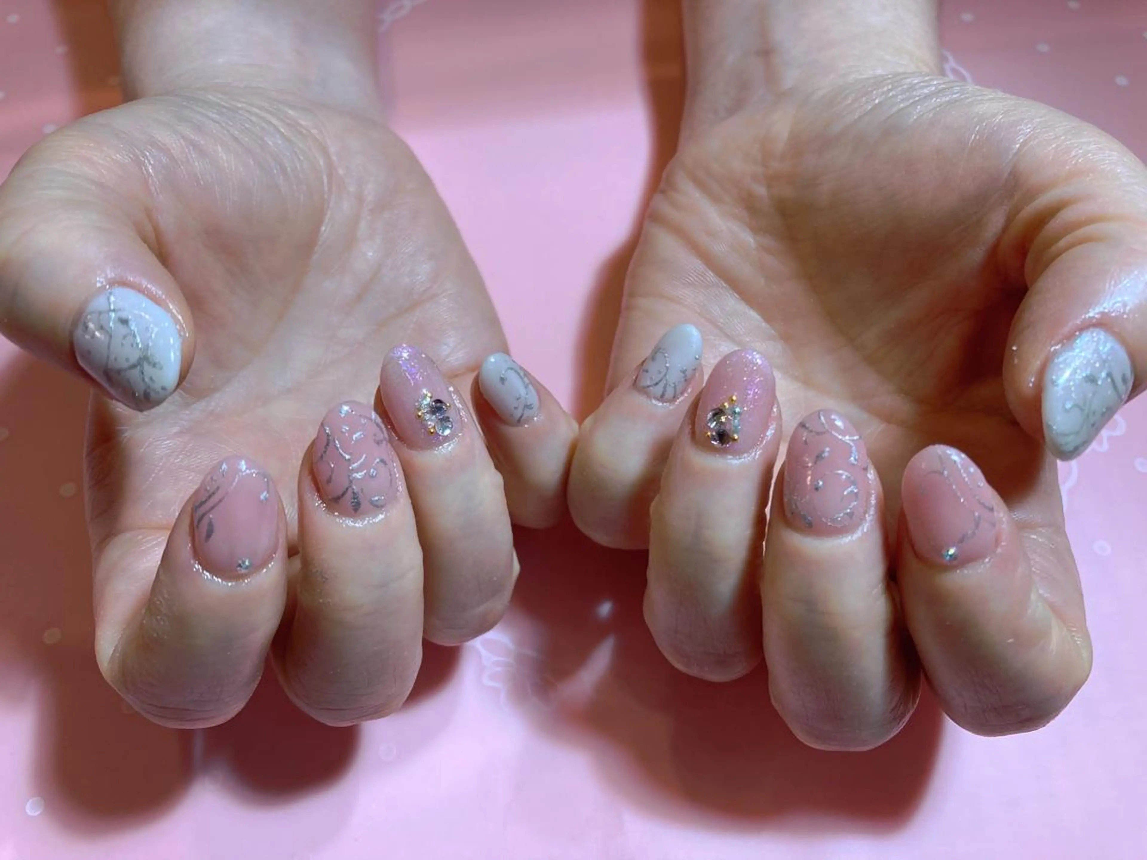 ネイル 古川 里美のネイルデザイン