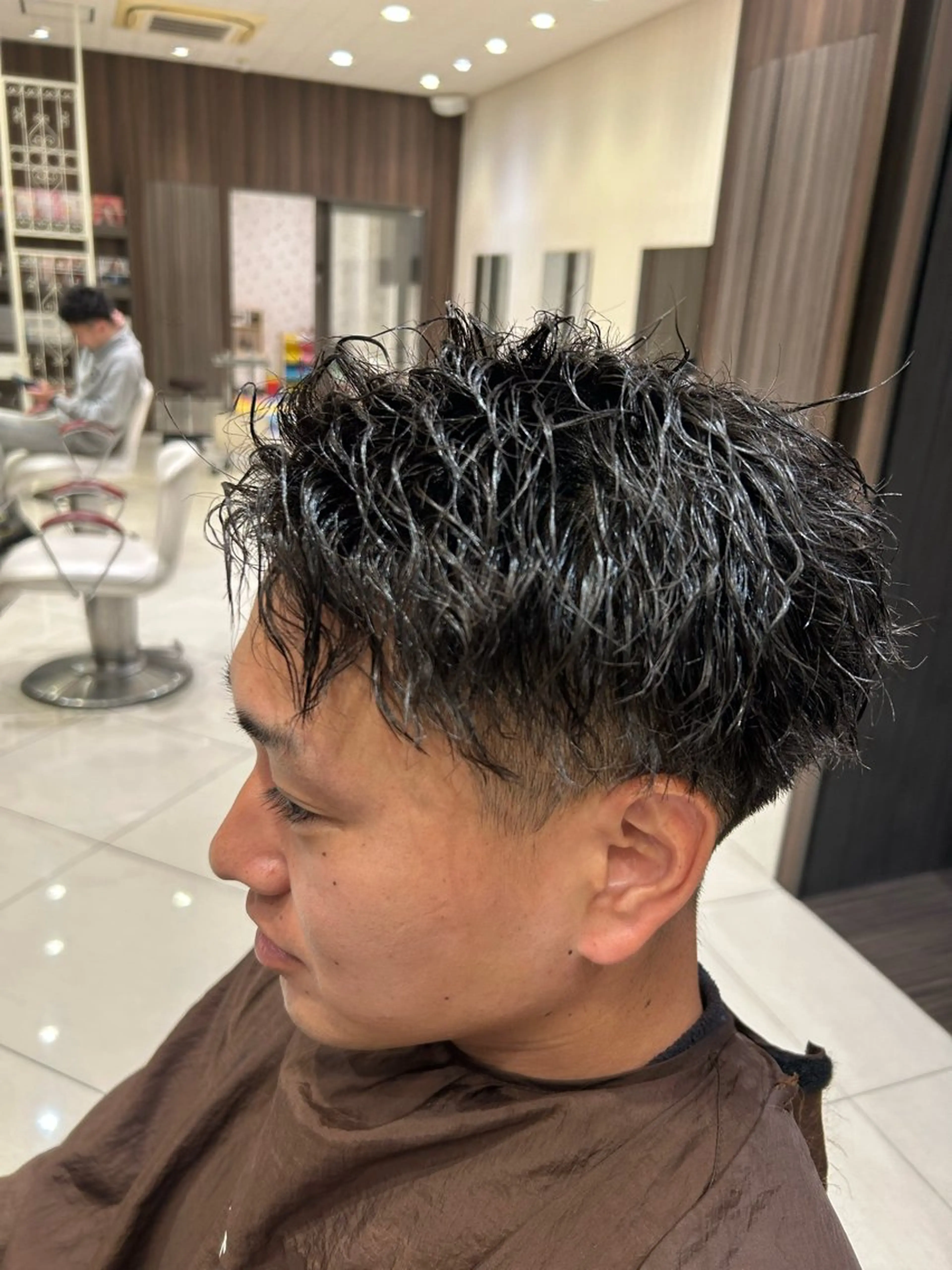 ショート パーマ メンズ メンズ専門 米山諒✂️のヘアスタイル